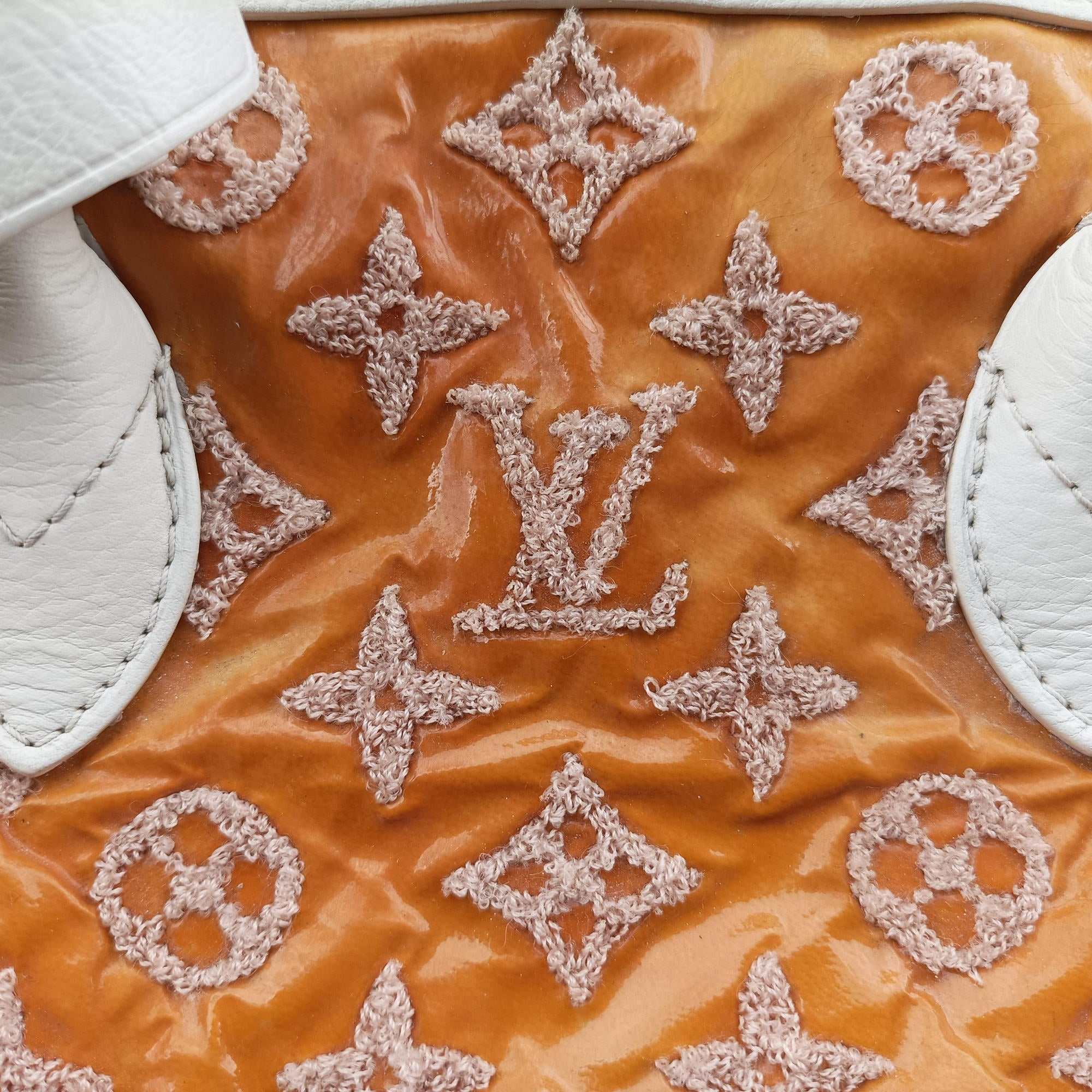 Secondhand Louis Vuitton Monogram Bouclettes Speedy Monogram Booklet Rose Leather×Vernis M40704 handbag | stylenewstar