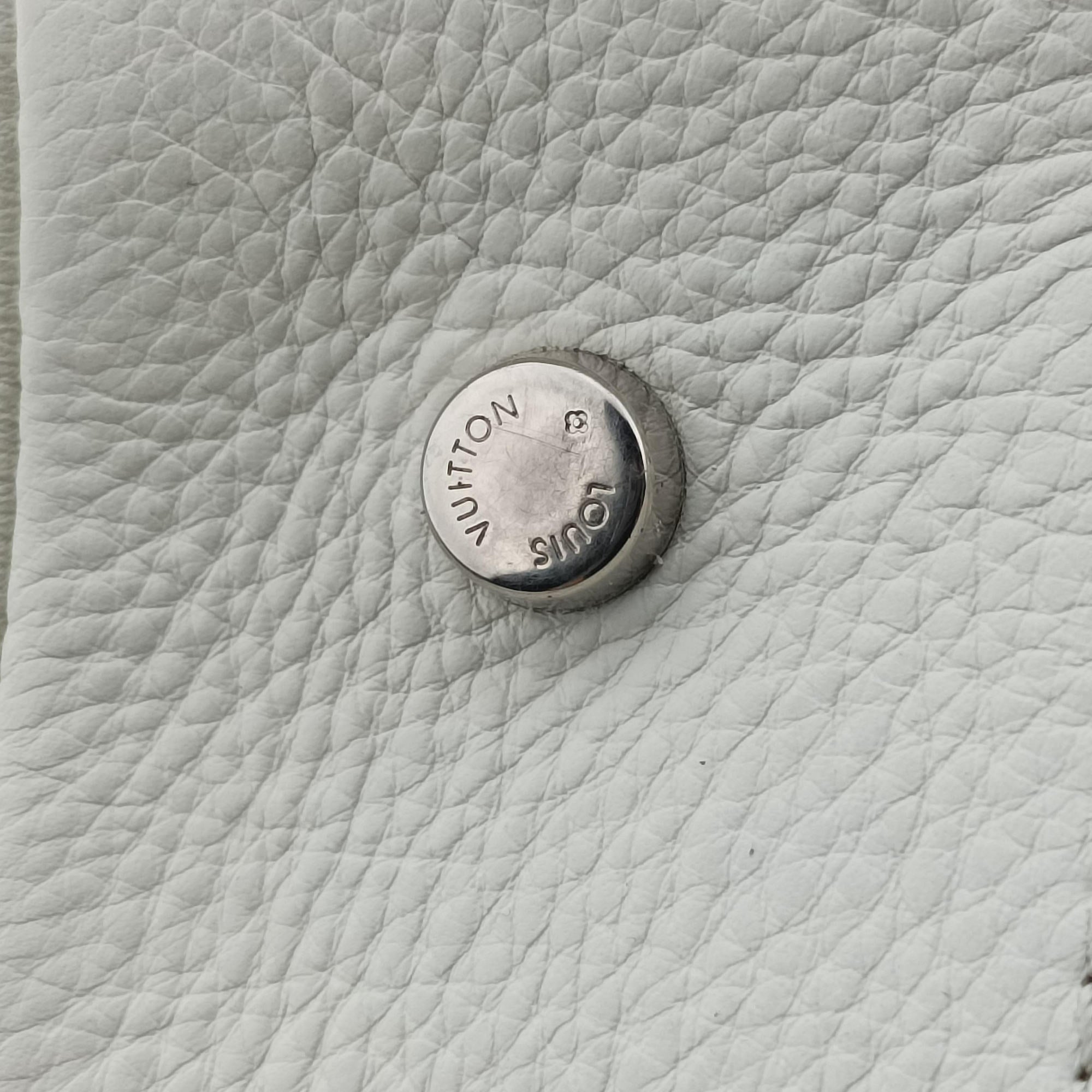 Secondhand Louis Vuitton Monogram Bouclettes Speedy Monogram Booklet Rose Leather×Vernis M40704 handbag | stylenewstar