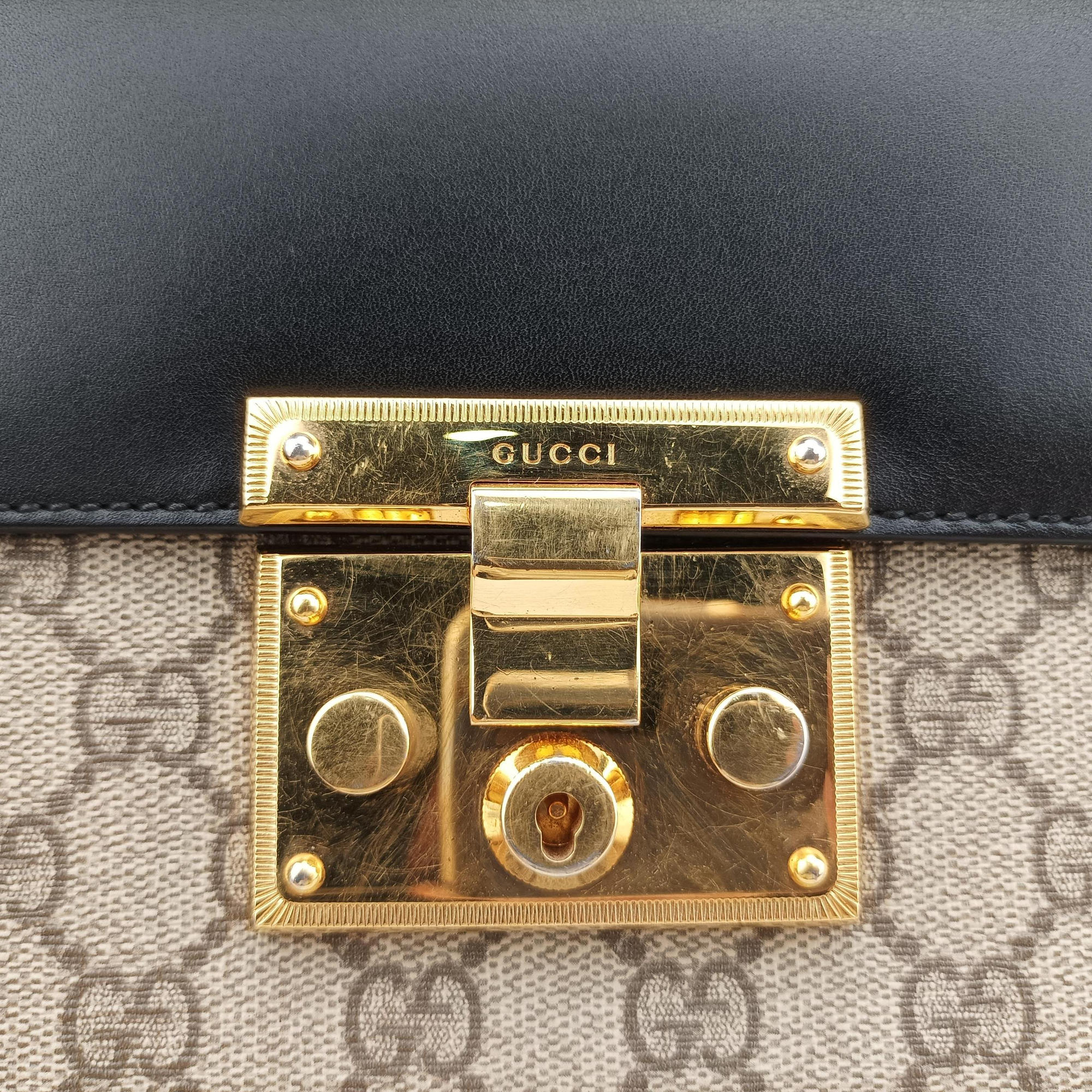 Pre-owned Gucci Padlock Beige×black PVC coated canvas×Leather 453188 shoulderbag | stylenewstar
