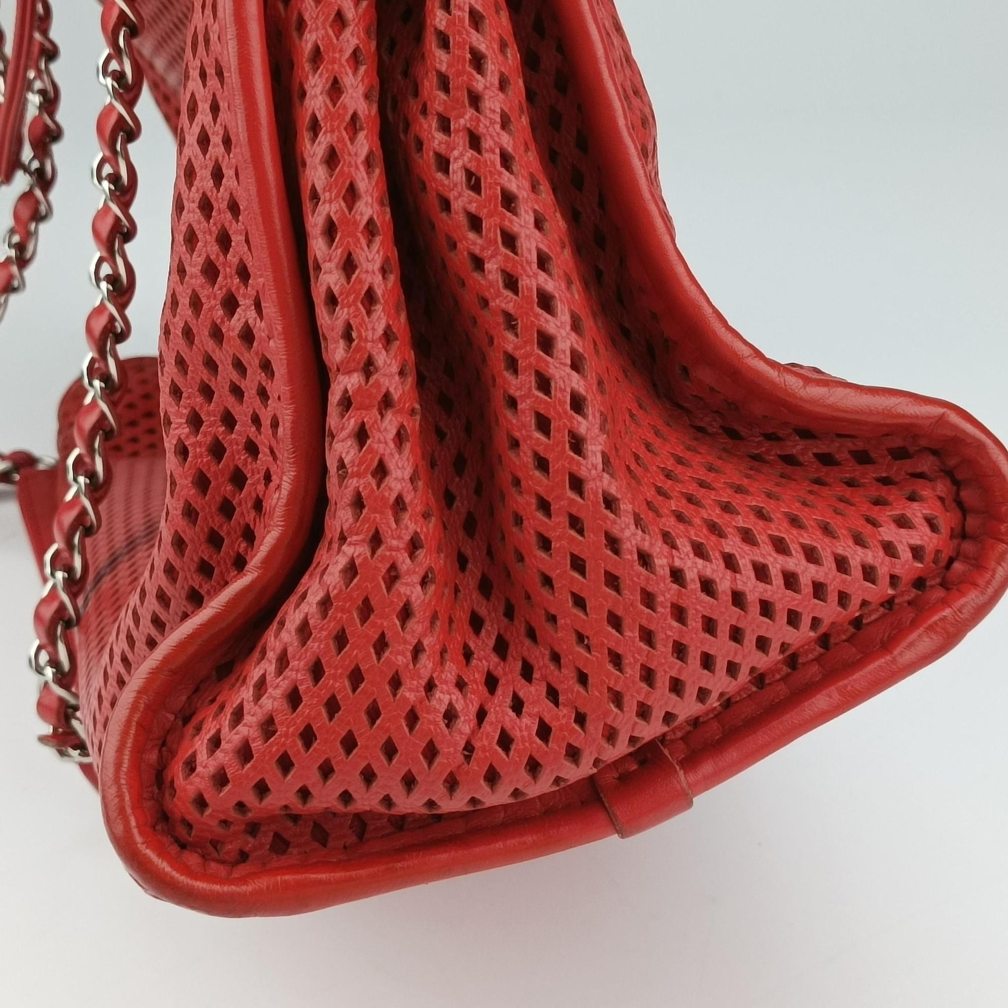 Vintage Chanel Up in the Air Perforated French Riviera Red Leather A67654 shoulderbag | stylenewstar