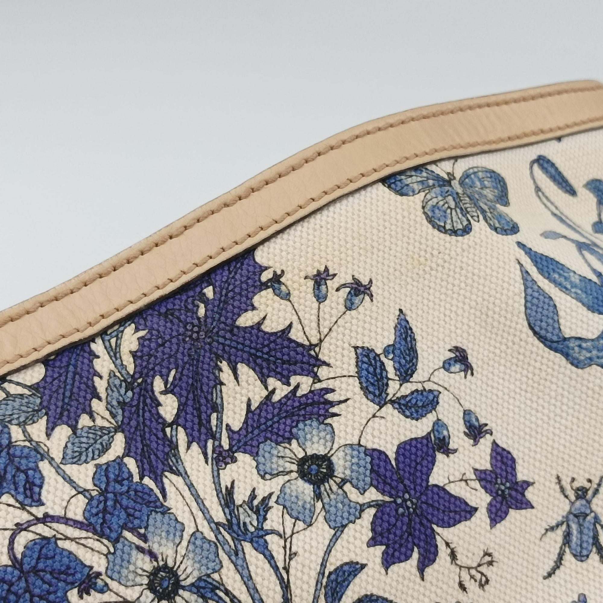 Pre-owned Gucci Flora Wave Hobo Blue ×l White Canvas×leather 170014 shoulderbag | stylenewstar