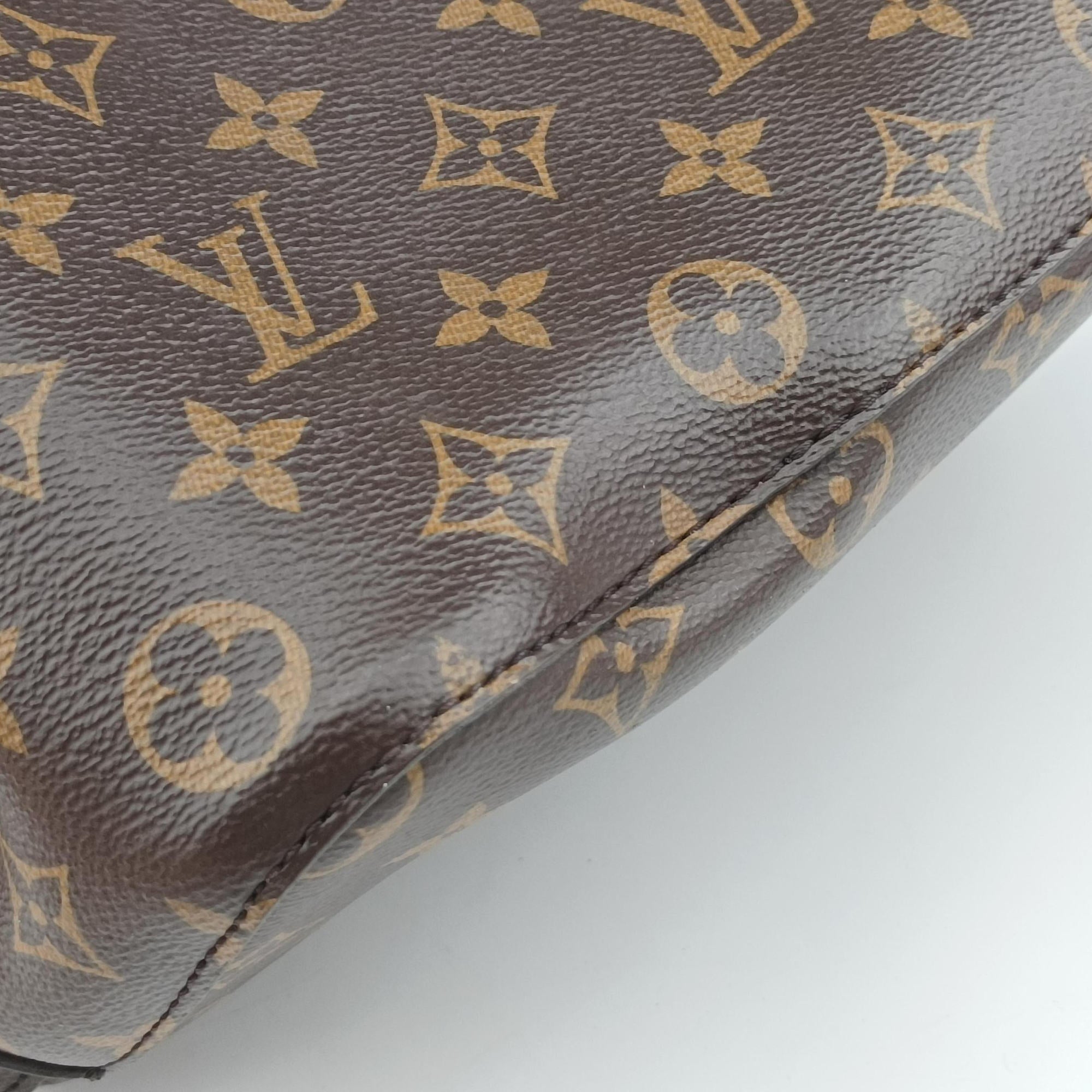 Secondhand Louis Vuitton NeoNoe BROWN×Rose Poodle Monogram Canvas M44022 shoulderbag | stylenewstar
