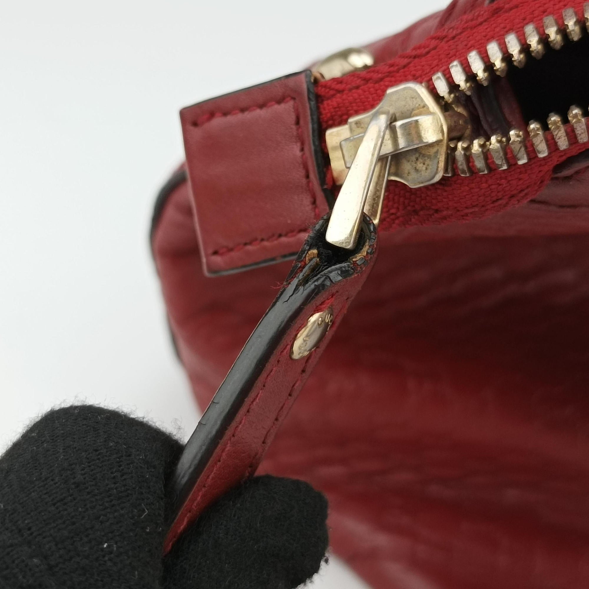 Pre-owned Gucci Microguccissima Red Leather 449657 shoulderbag | stylenewstar
