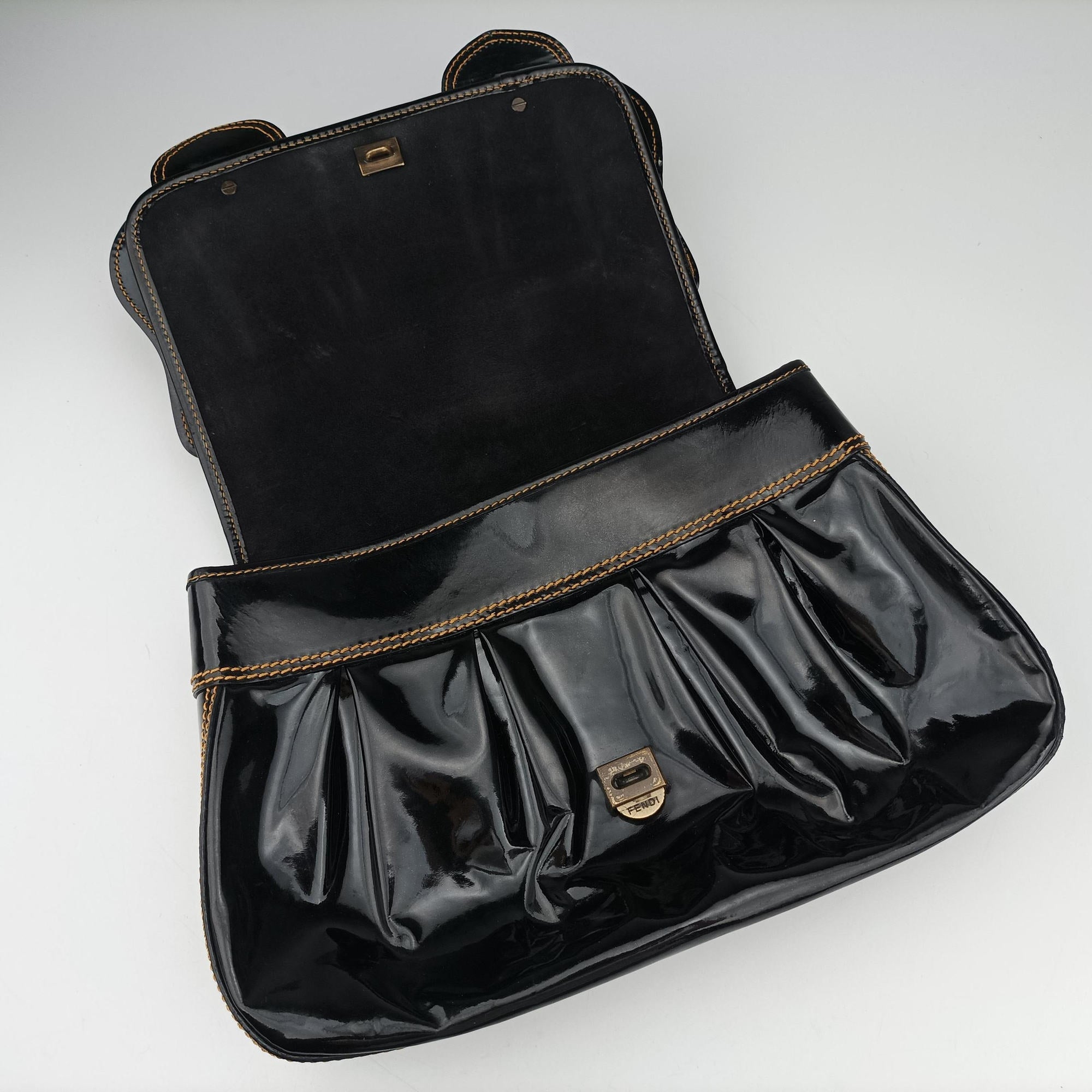 Pre-owned Fendi B Bag Black Patent 8BN165 handbag | stylenewstar