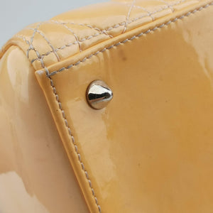 Pre-owned Christian Dior Lady Dior Beige Patent  shoulderbag | stylenewstar
