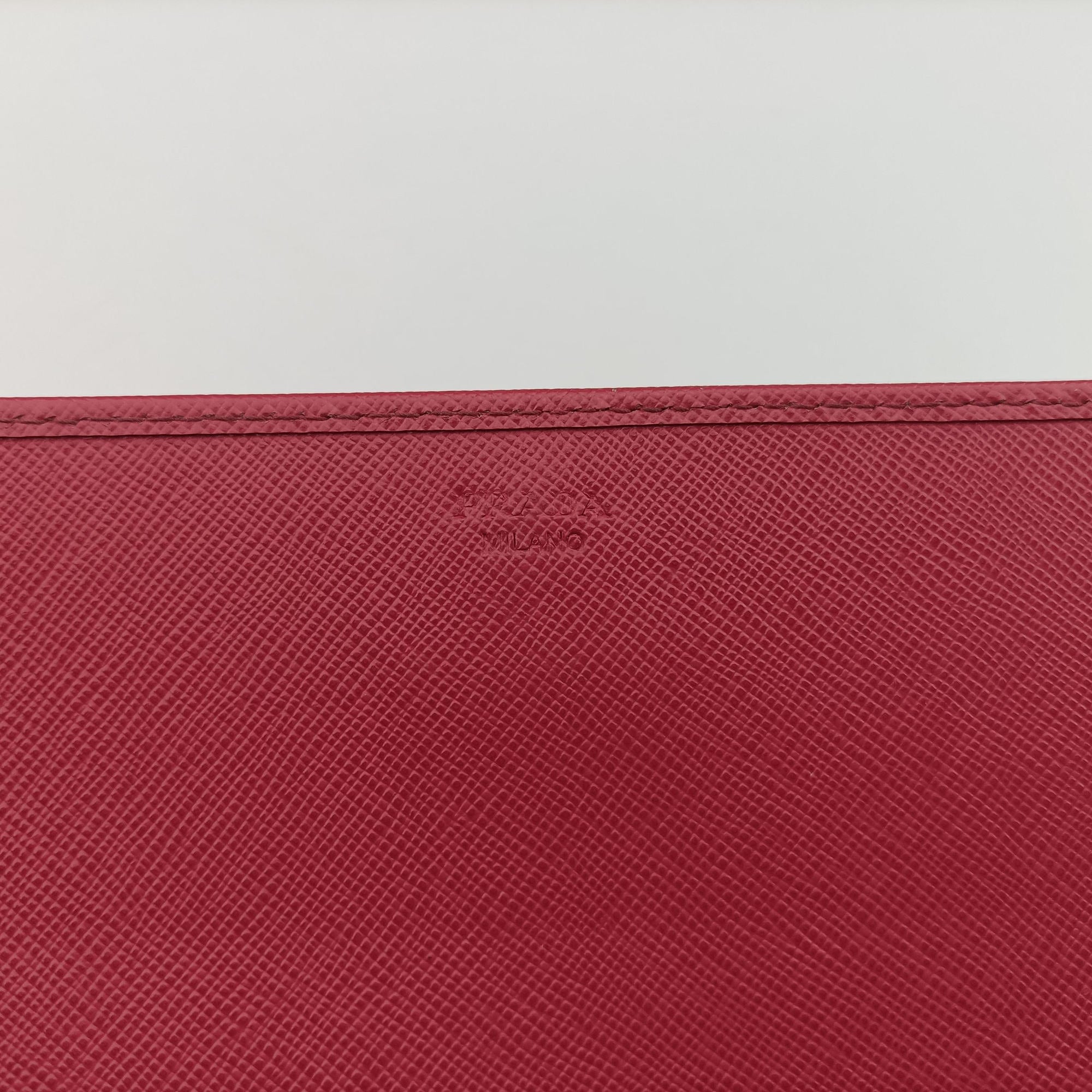 Pre-owned Prada Metal Wallet on Chain Cornflower Clutch Pink Saffiano leather 1MT290 shoulderbag | stylenewstar