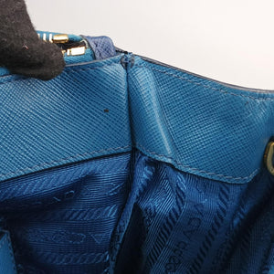Secondhand Prada Galleria Blue×Navy SAFFIANO Leather B2274C shoulderbag | stylenewstar