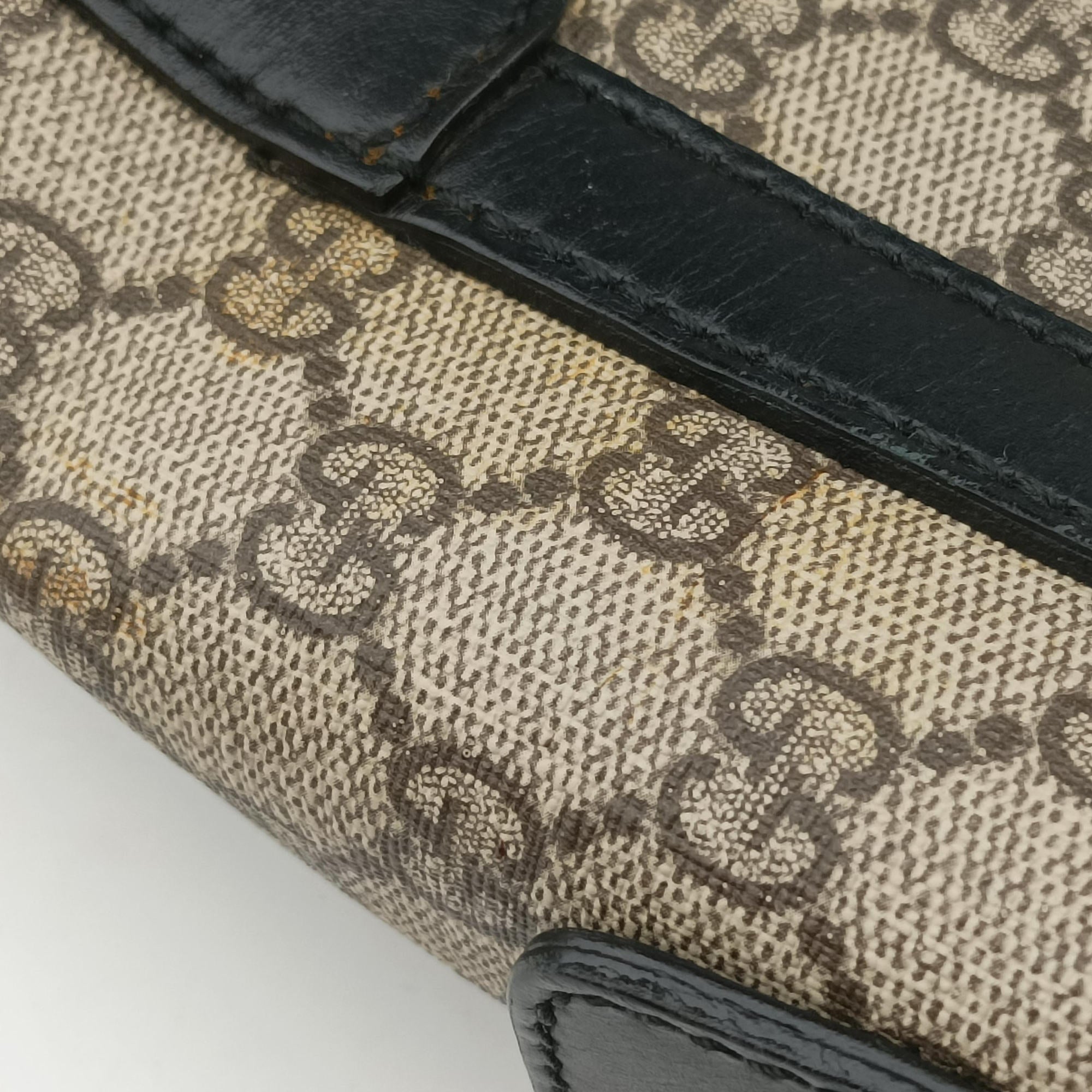 Pre-owned Gucci KALEIDO Beige×black PVC coated canvas×Leather 406384 handbag | stylenewstar