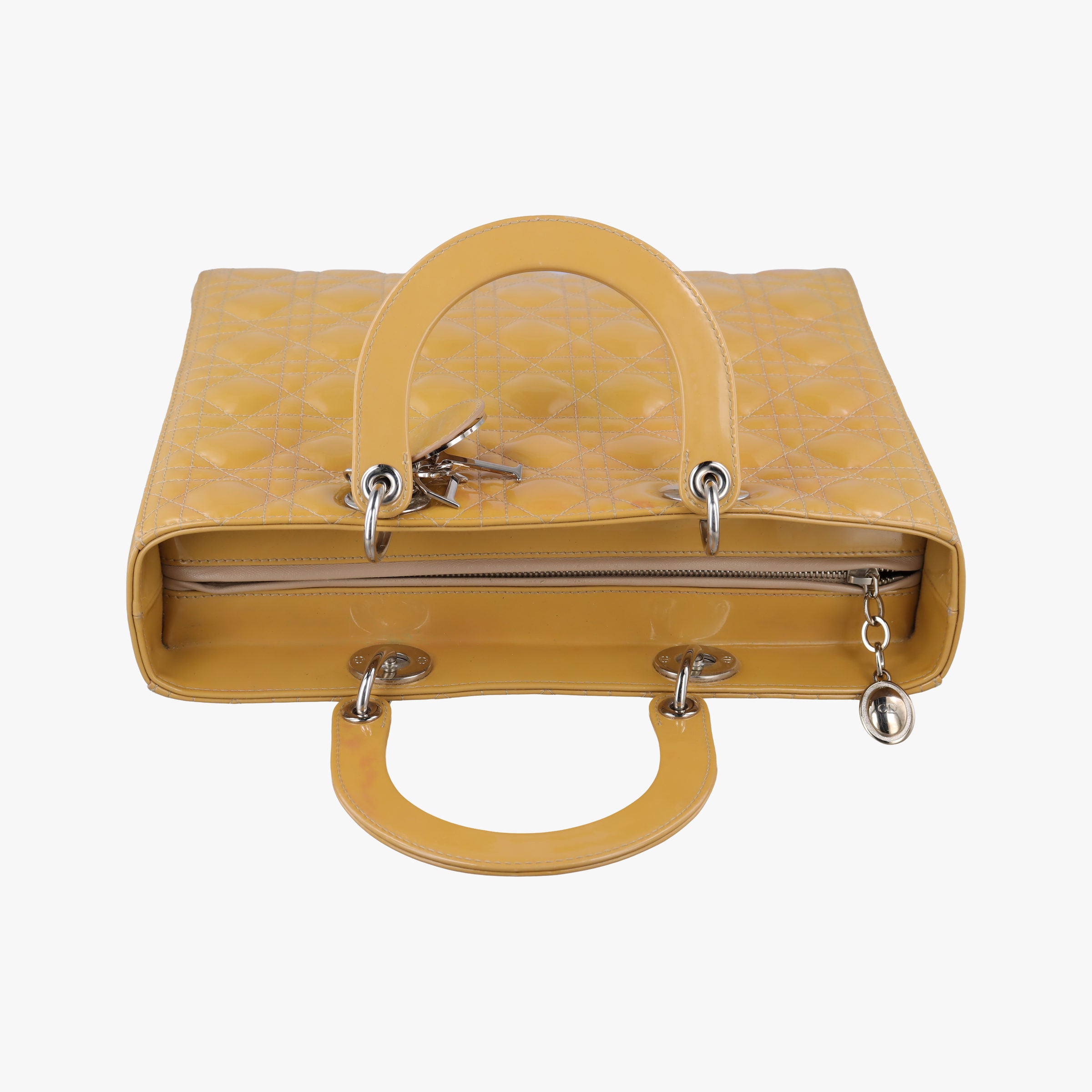 Pre-owned Christian Dior Lady Dior Beige Patent  shoulderbag | stylenewstar