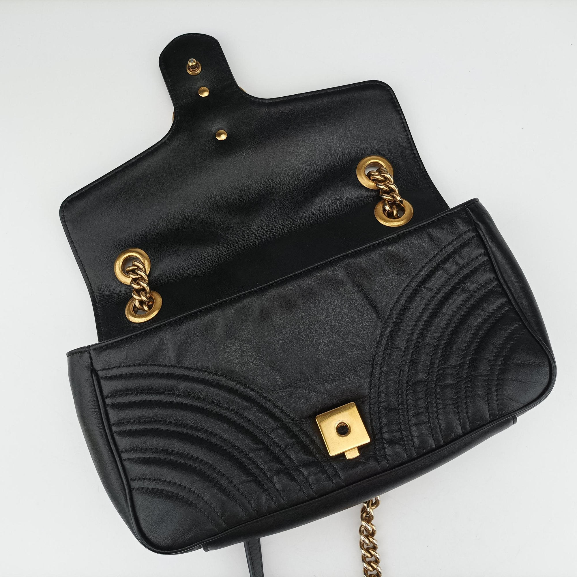 Pre-owned Gucci GG Marmont Black Leather 443497 shoulderbag | stylenewstar