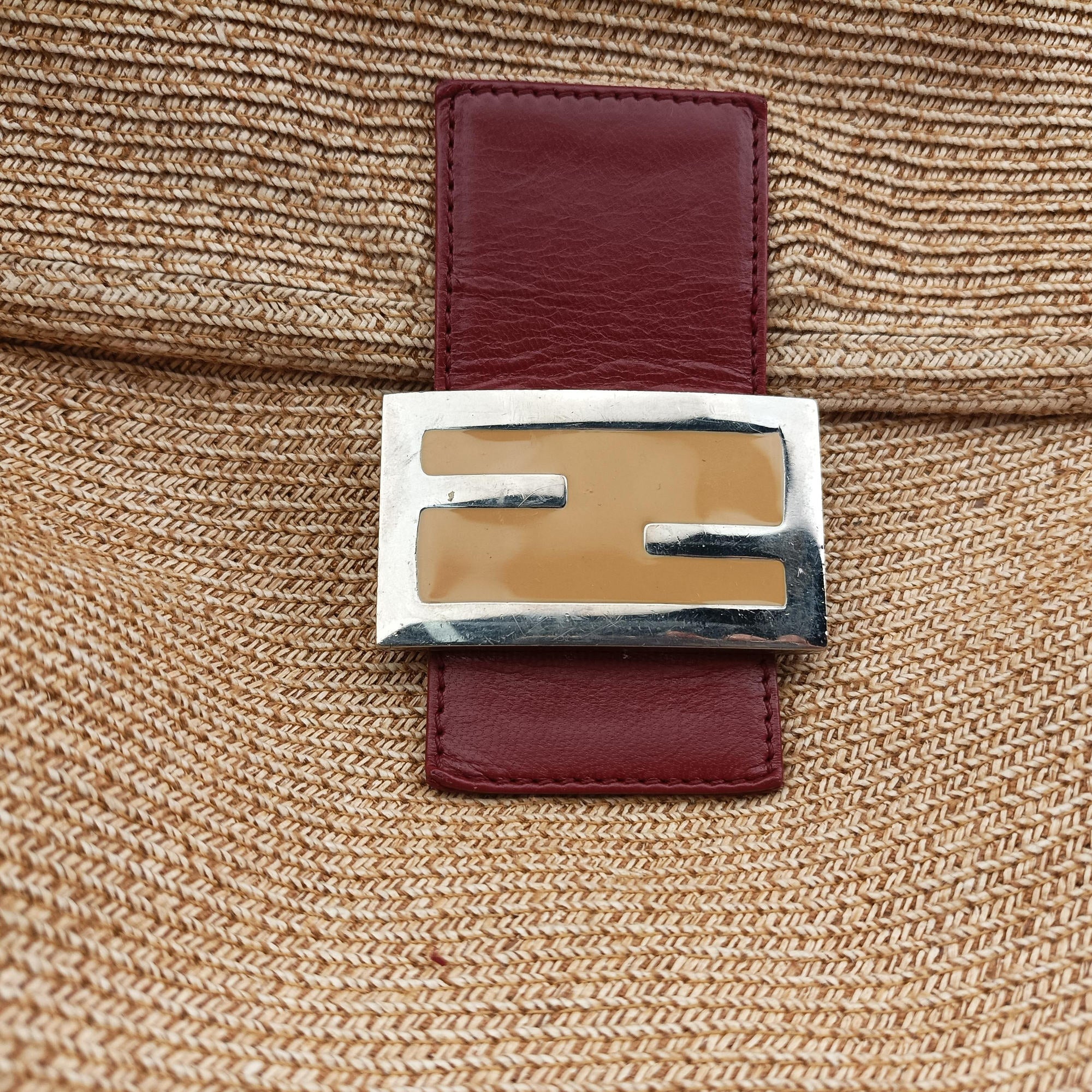 Pre-owned Fendi Mamma Baguette Beige × Burgundy Raffia × Leather 8BR001 shoulderbag | stylenewstar