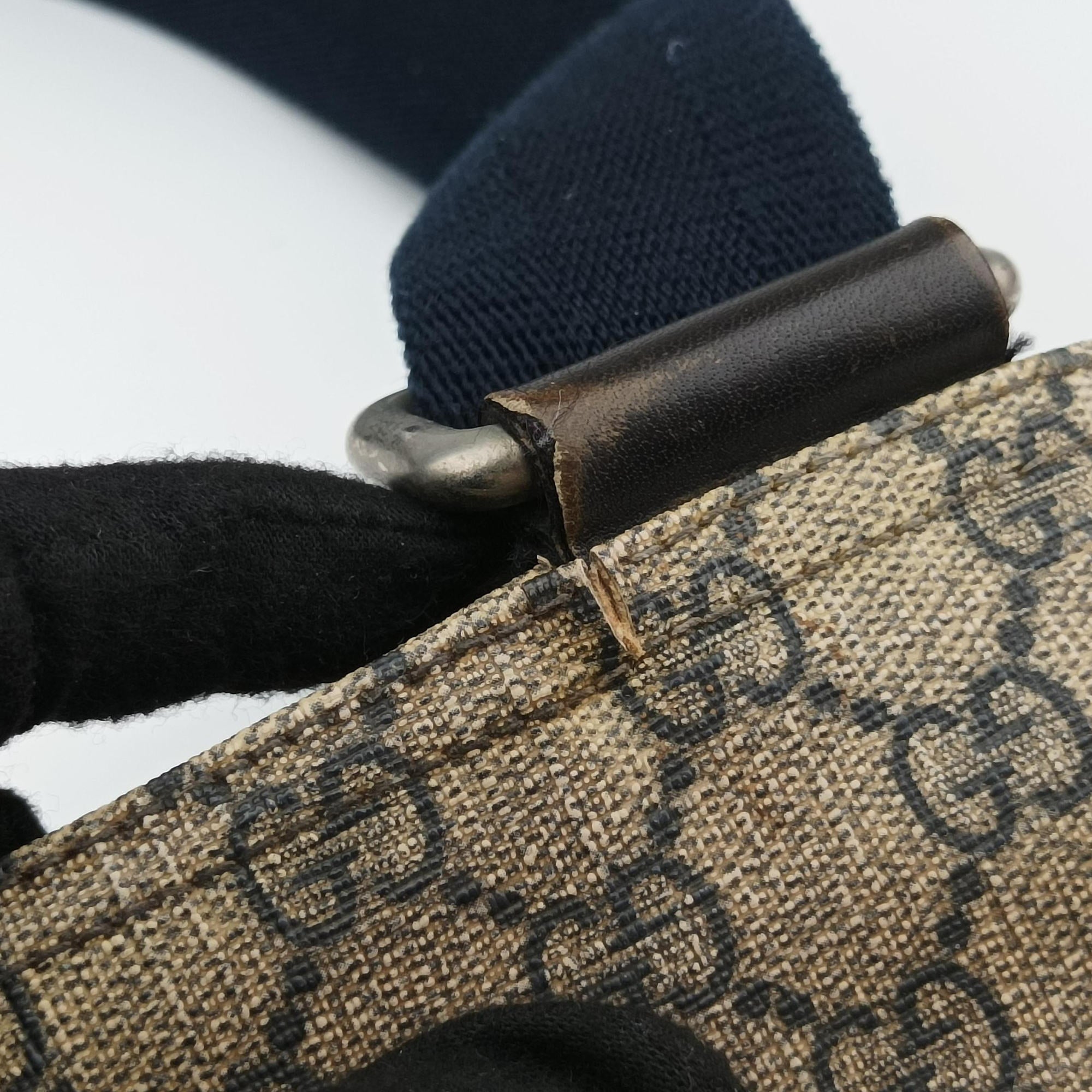 Vintage Gucci GG Plus GG Supreme Beige×Navy PVC coated canvas×Leather 201446 shoulderbag | stylenewstar