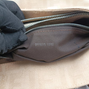 Pre-owned Fendi Mamma Baguette Beige × Brown canvas×leather 091611 shoulderbag | stylenewstar