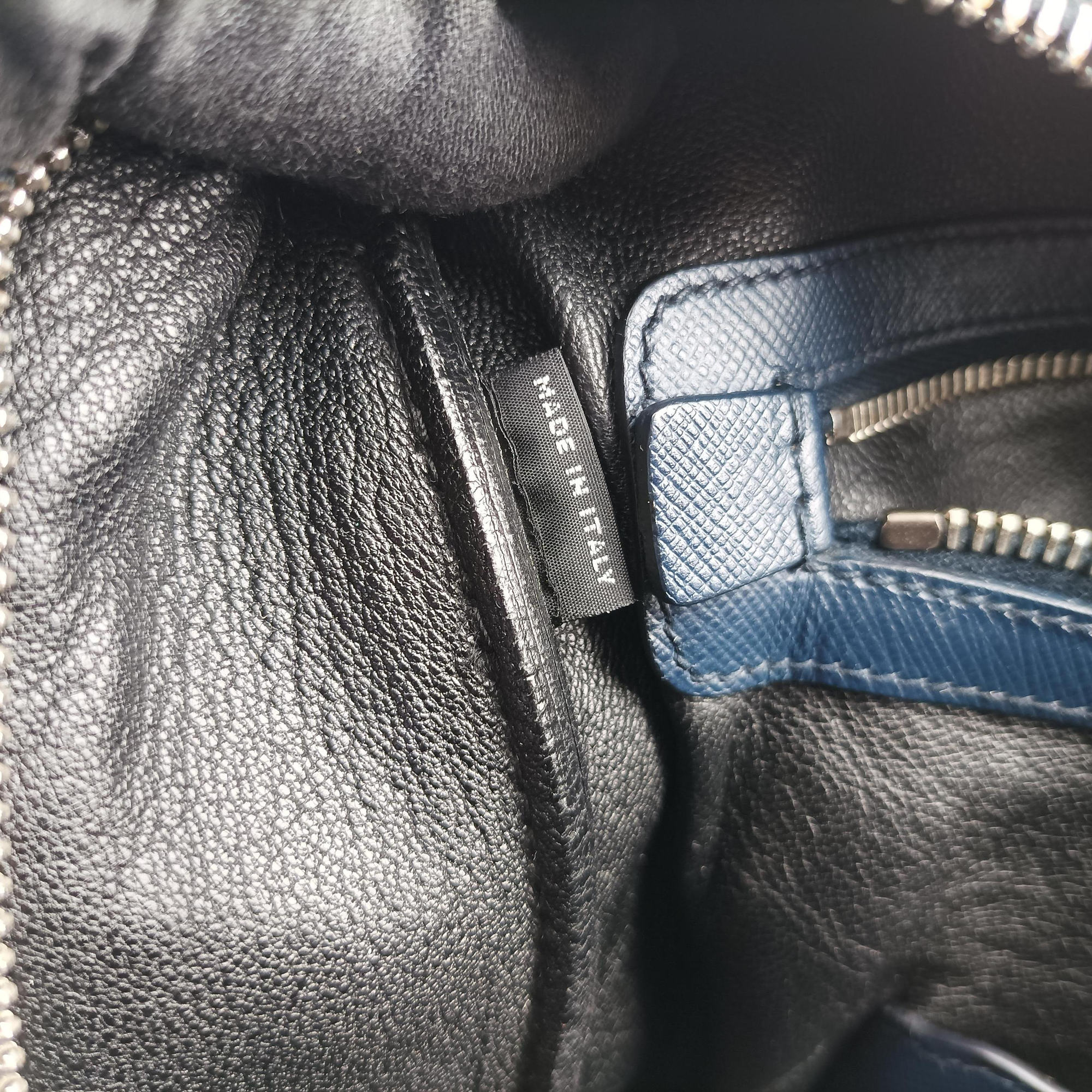 Secondhand Prada business bag briefcase Navy SAFFIANO Leather 2VE363 handbag | stylenewstar