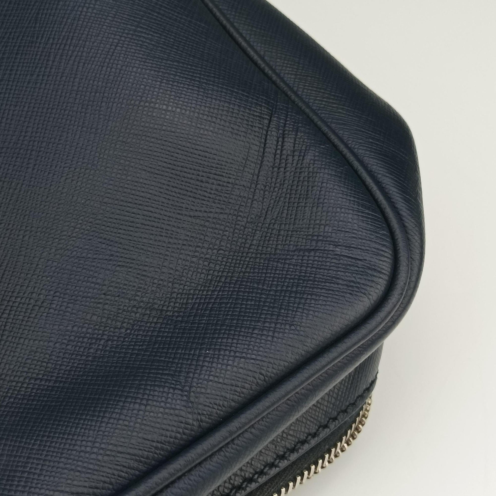 Secondhand Prada business bag briefcase Navy SAFFIANO Leather 2VE363 handbag | stylenewstar