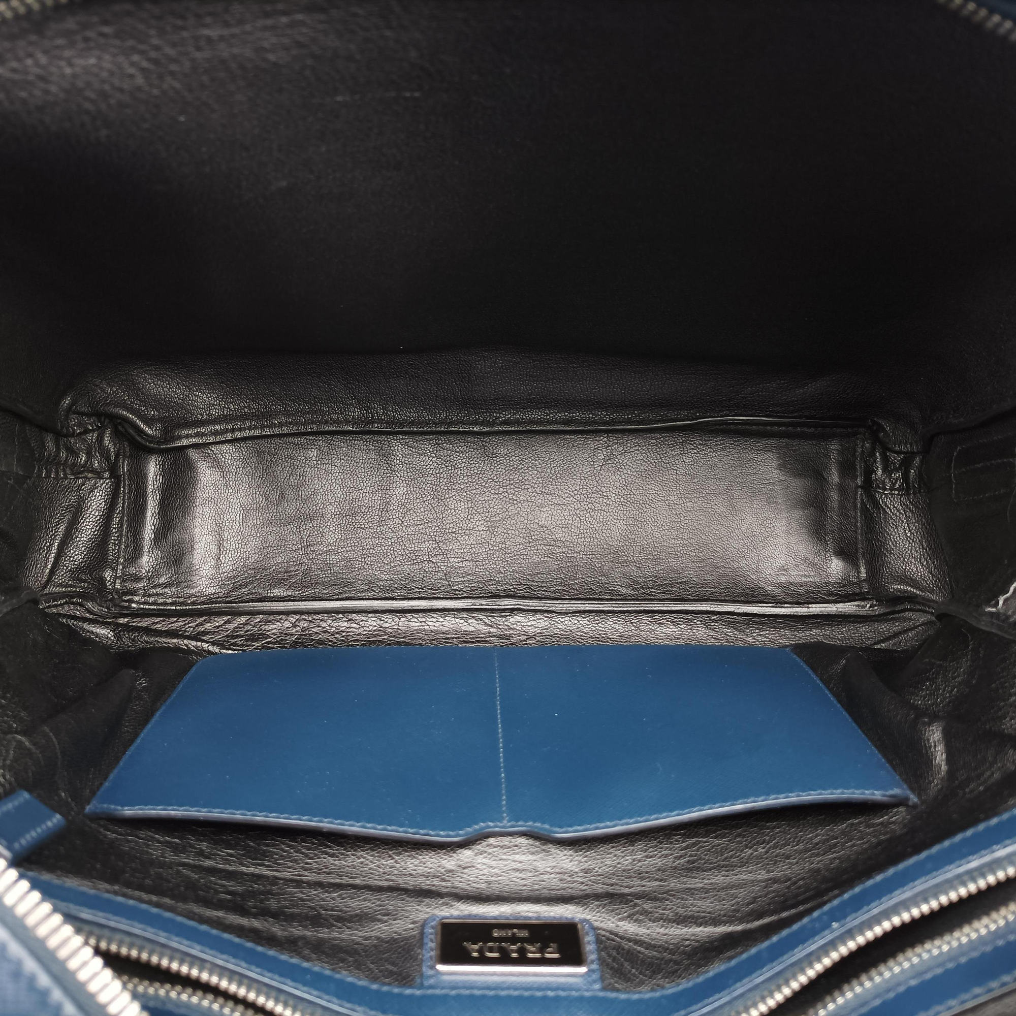 Secondhand Prada business bag briefcase Navy SAFFIANO Leather 2VE363 handbag | stylenewstar