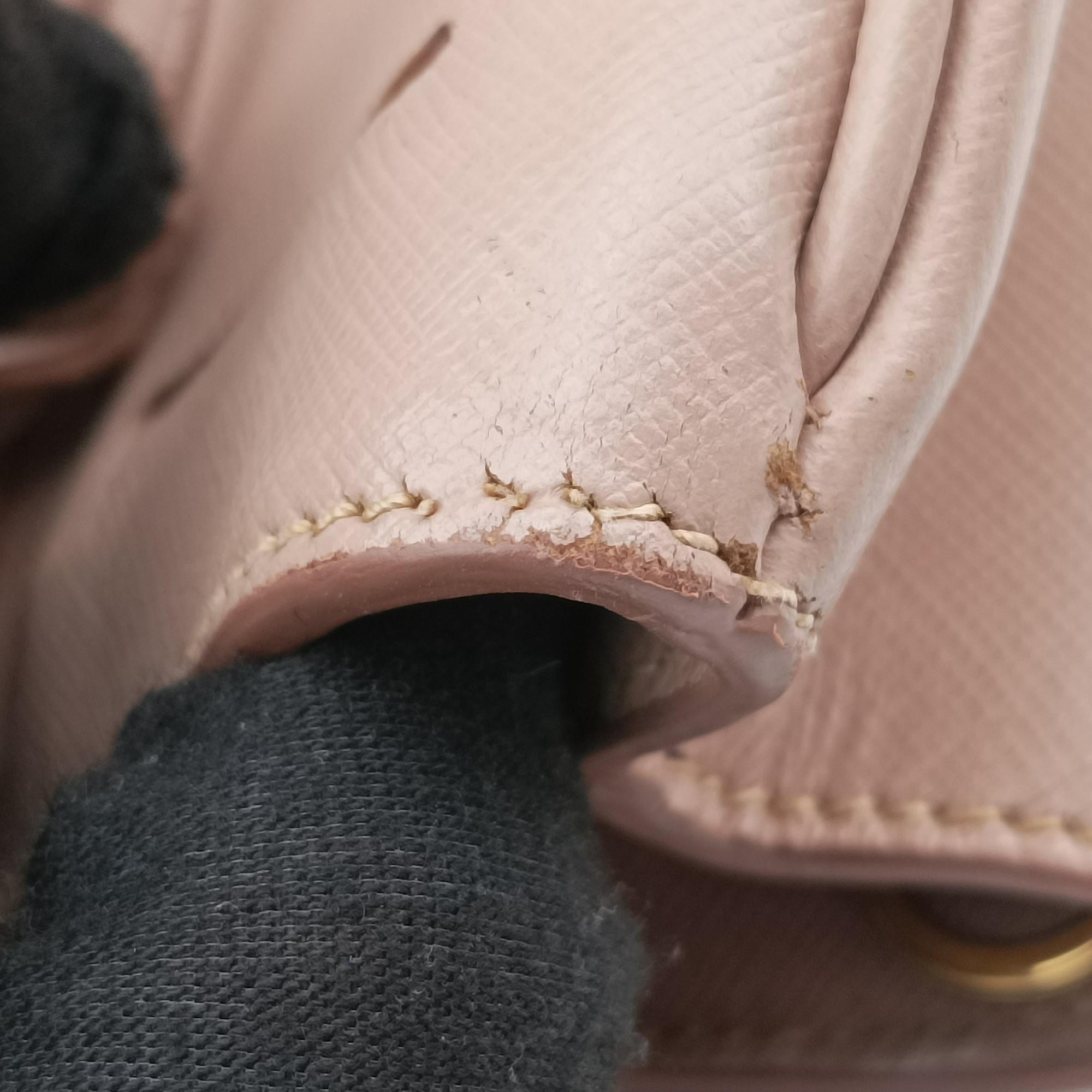 Pre-owned Prada Galleria Pink SAFFIANO Leather BN1786 shoulderbag | stylenewstar