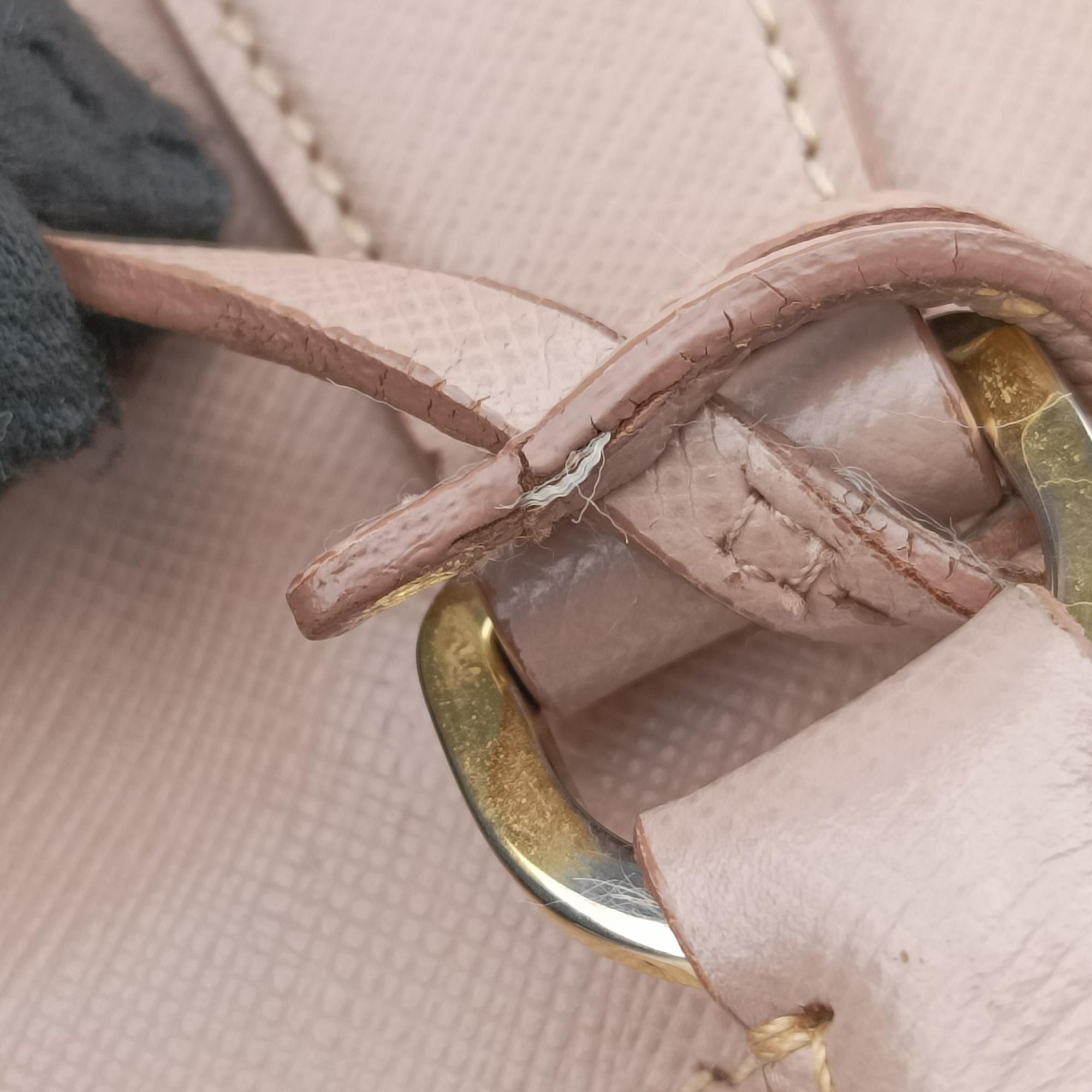 Pre-owned Prada Galleria Pink SAFFIANO Leather BN1786 shoulderbag | stylenewstar
