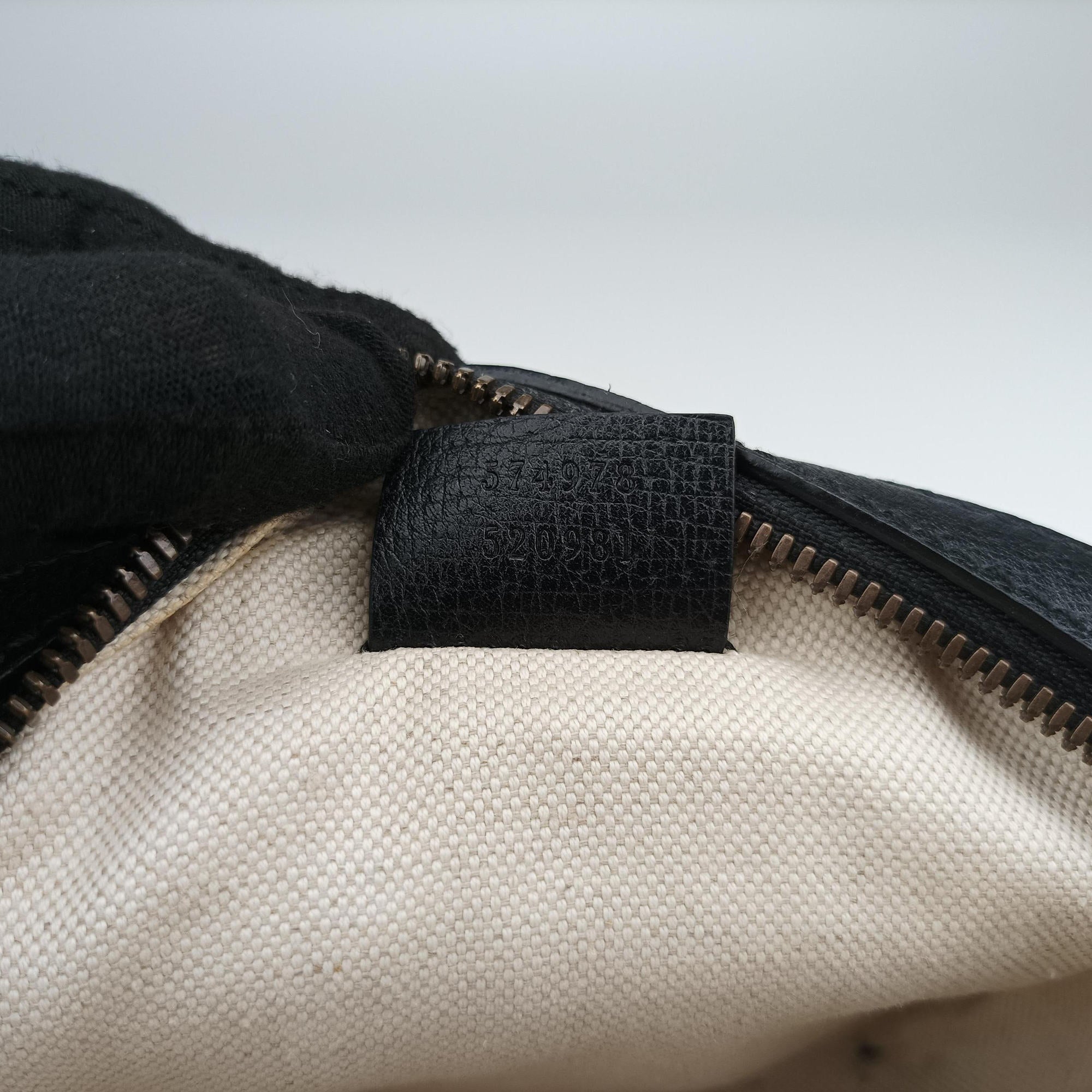 Pre-owned Gucci Ophidia Navy × Black velour×Leather 574978 shoulderbag | stylenewstar