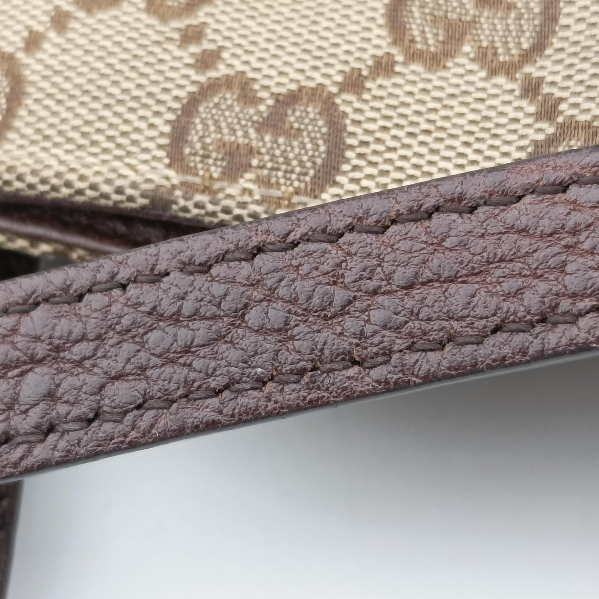 Pre-owned Gucci GG Supreme Beige×Brown canvas×leather 247237 handbag | stylenewstar