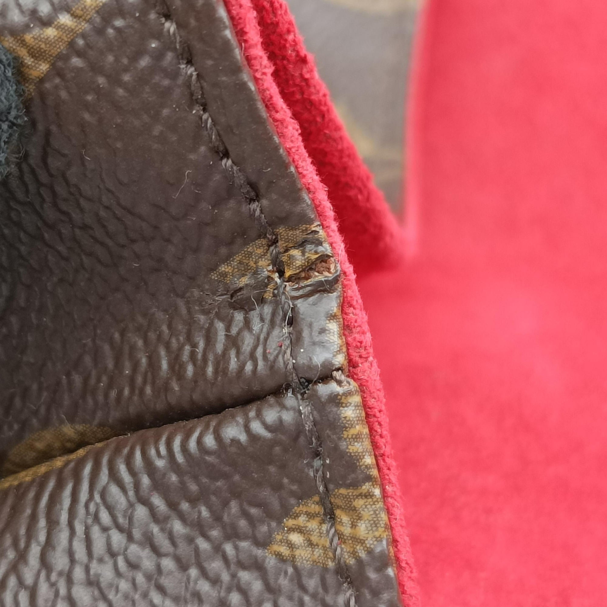 Vintage Louis Vuitton SAINT MICHEL Brown×COQUELICOT Monogram Canvas×epi M44031 shoulderbag | stylenewstar