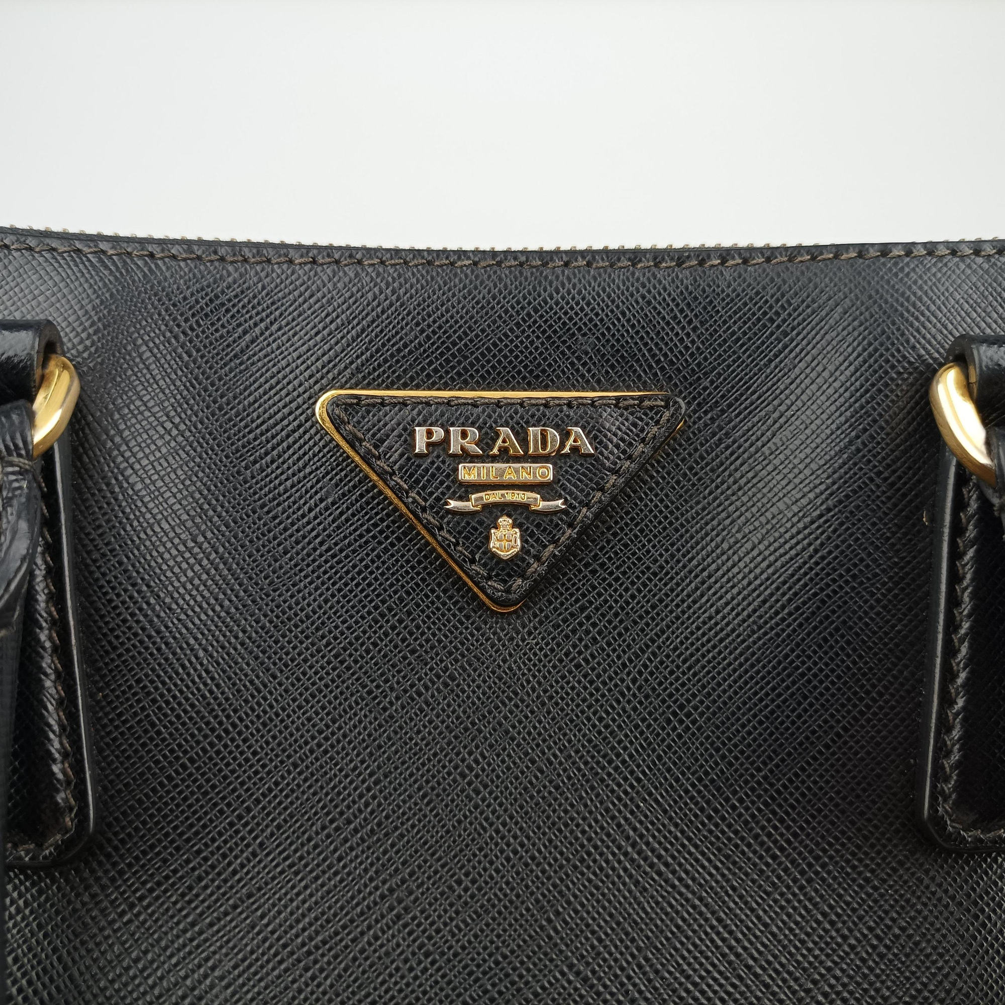 Pre-owned Prada Galleria Black SAFFIANO Leather BN2274 shoulderbag | stylenewstar