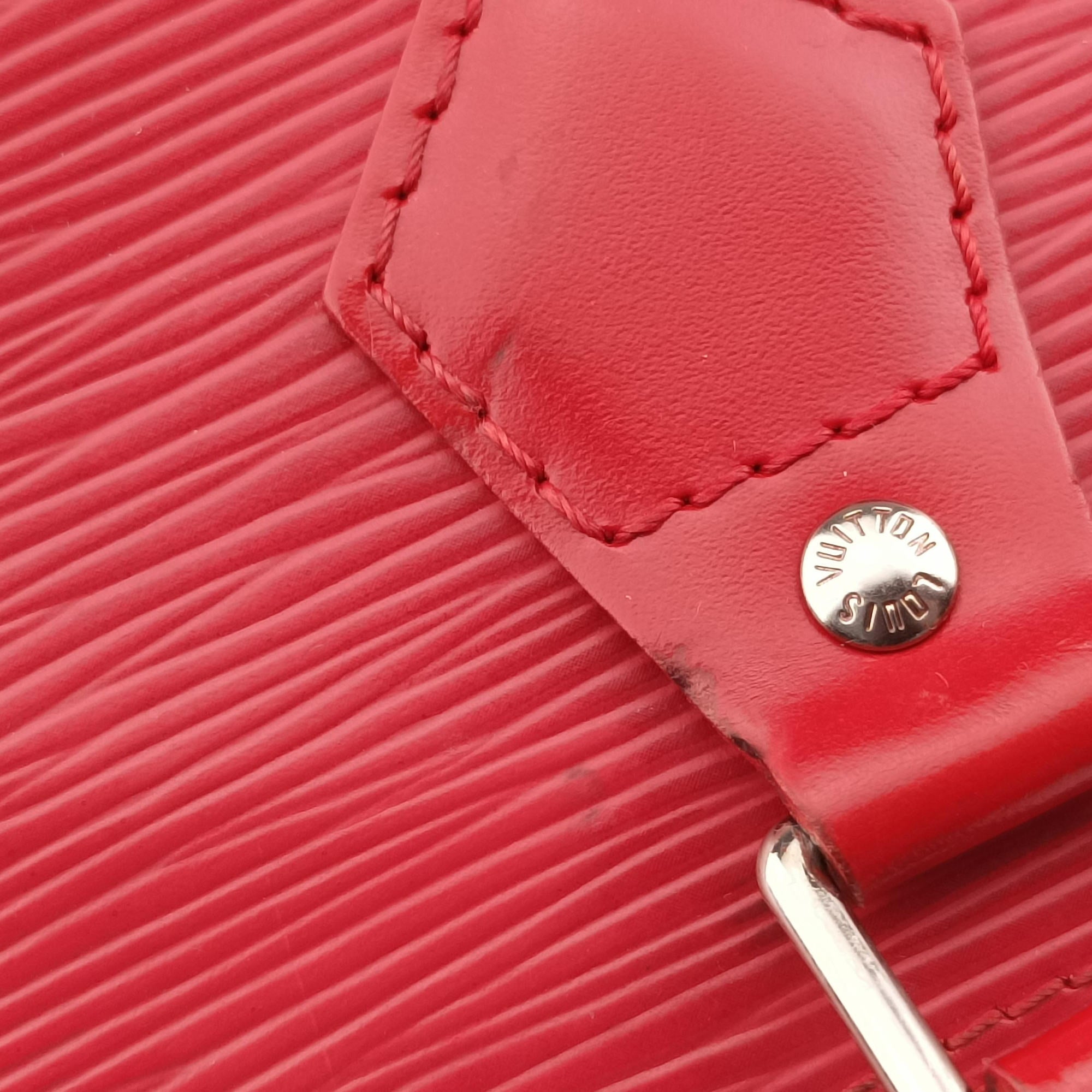 Secondhand Louis Vuitton ALMA PM CARMIN Epi M4058E handbag | stylenewstar