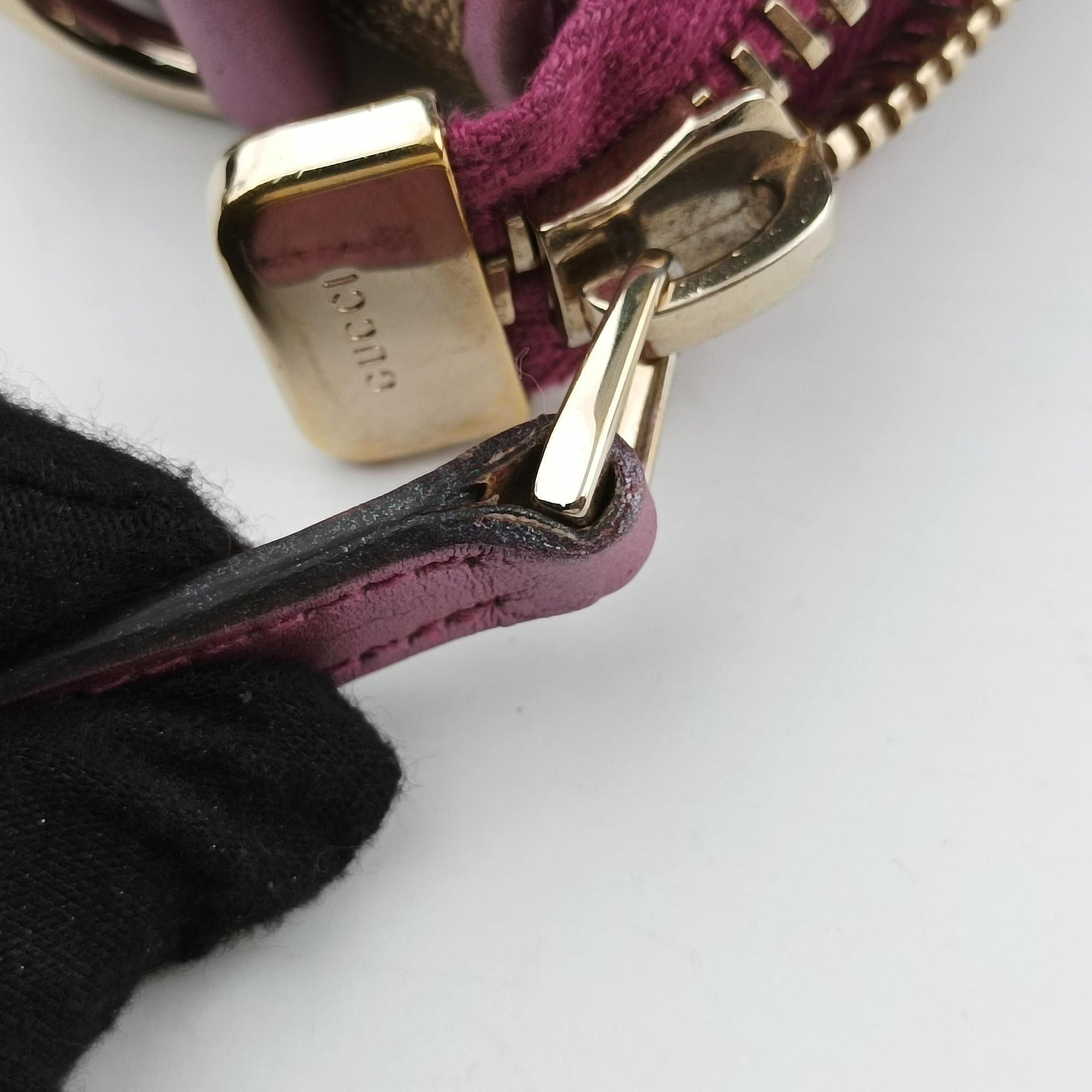 Secondhand Gucci Guccissima Heart Bit Beige × Pink Canvas×Leather 269957 shoulderbag | stylenewstar