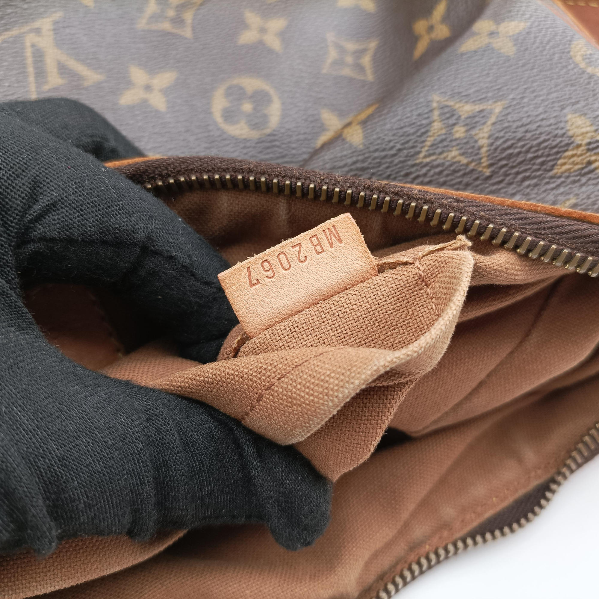 Secondhand Louis Vuitton TULUM GM Brown Monogram Canvas M40075 shoulderbag | stylenewstar