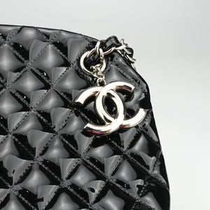 Vintage Chanel Mademoiselle Bowling Black Patent Leather A50558 shoulderbag | stylenewstar