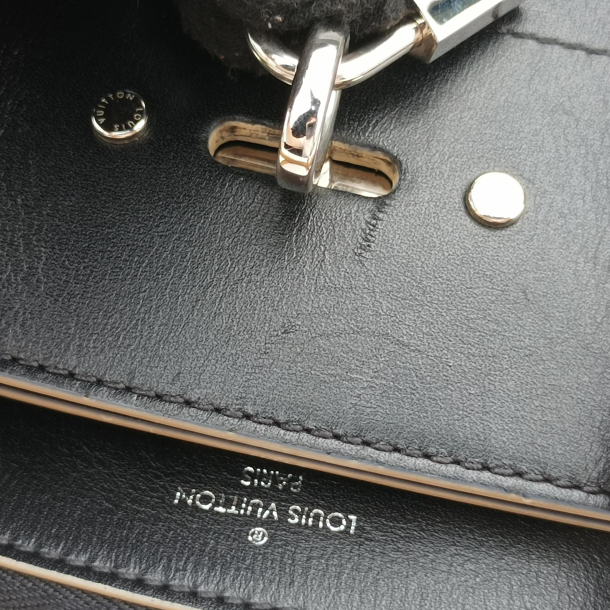 Pre-owned Louis Vuitton World Tour City Steamer MM  Black×multicolor Leather M43080 shoulderbag | stylenewstar
