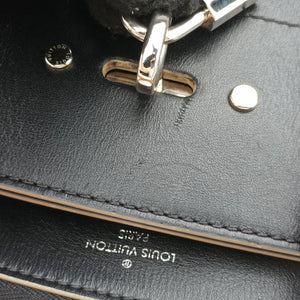 Pre-owned Louis Vuitton World Tour City Steamer MM  Black×multicolor Leather M43080 shoulderbag | stylenewstar