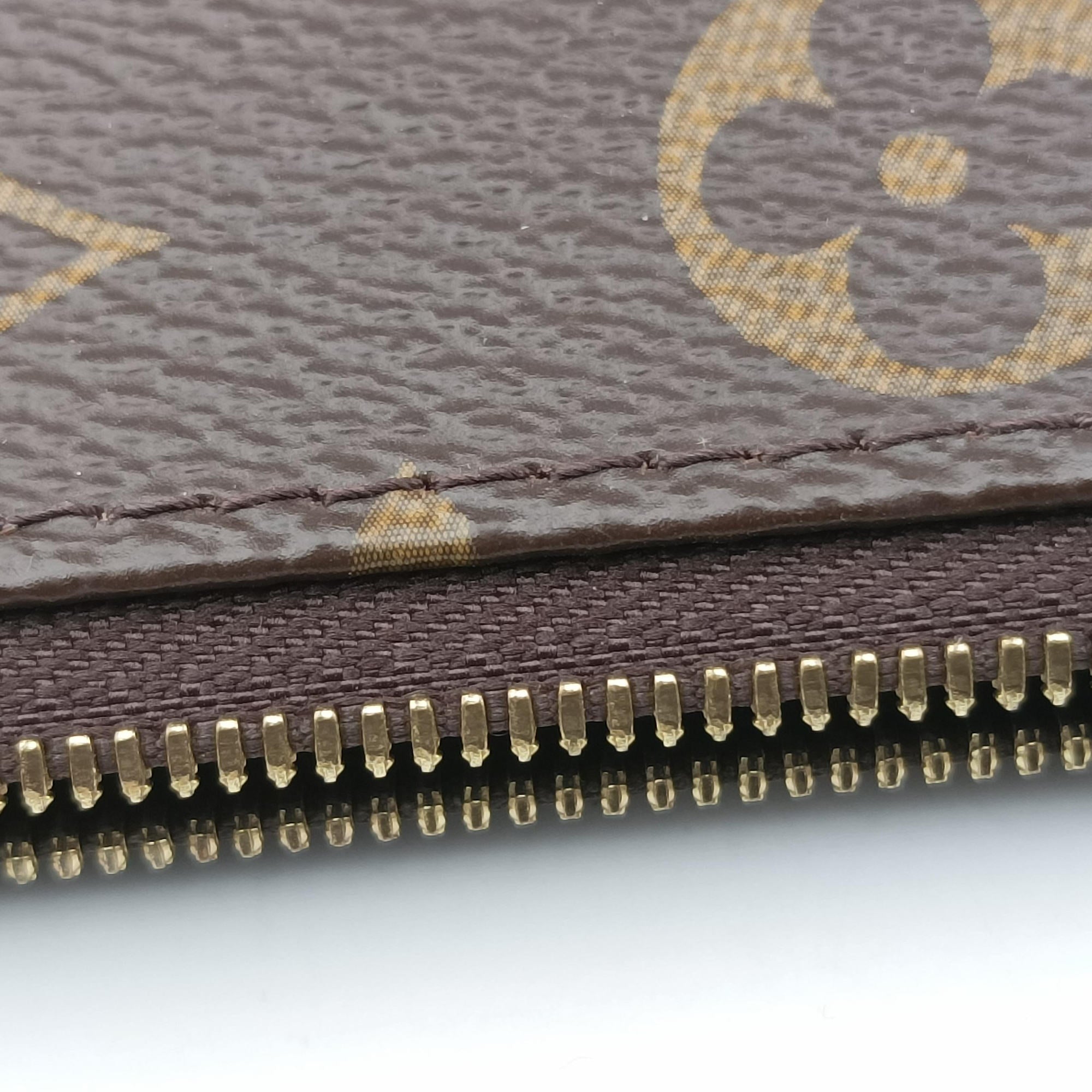 Pre-owned Louis Vuitton Multi Pochette Accessoir brown×khaki Monogram Canvas M44813 shoulderbag | stylenewstar