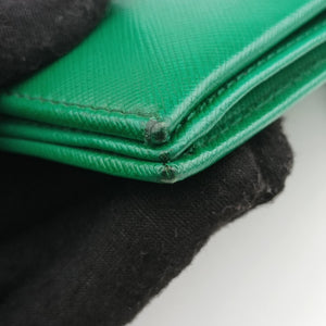 Pre-owned Ferragamo Ginny Vara Green Leather  shoulderbag | stylenewstar