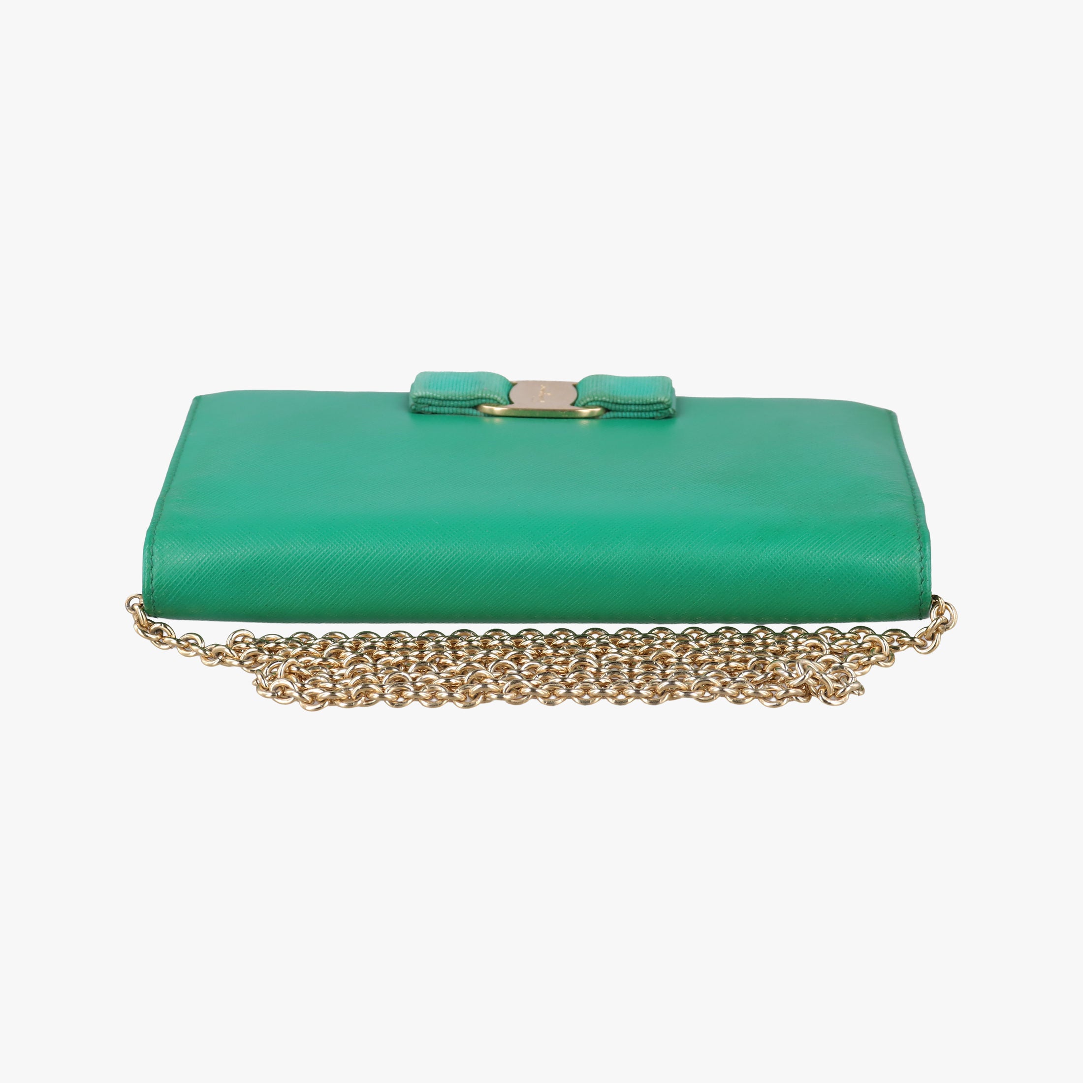 Pre-owned Ferragamo Ginny Vara Green Leather  shoulderbag | stylenewstar