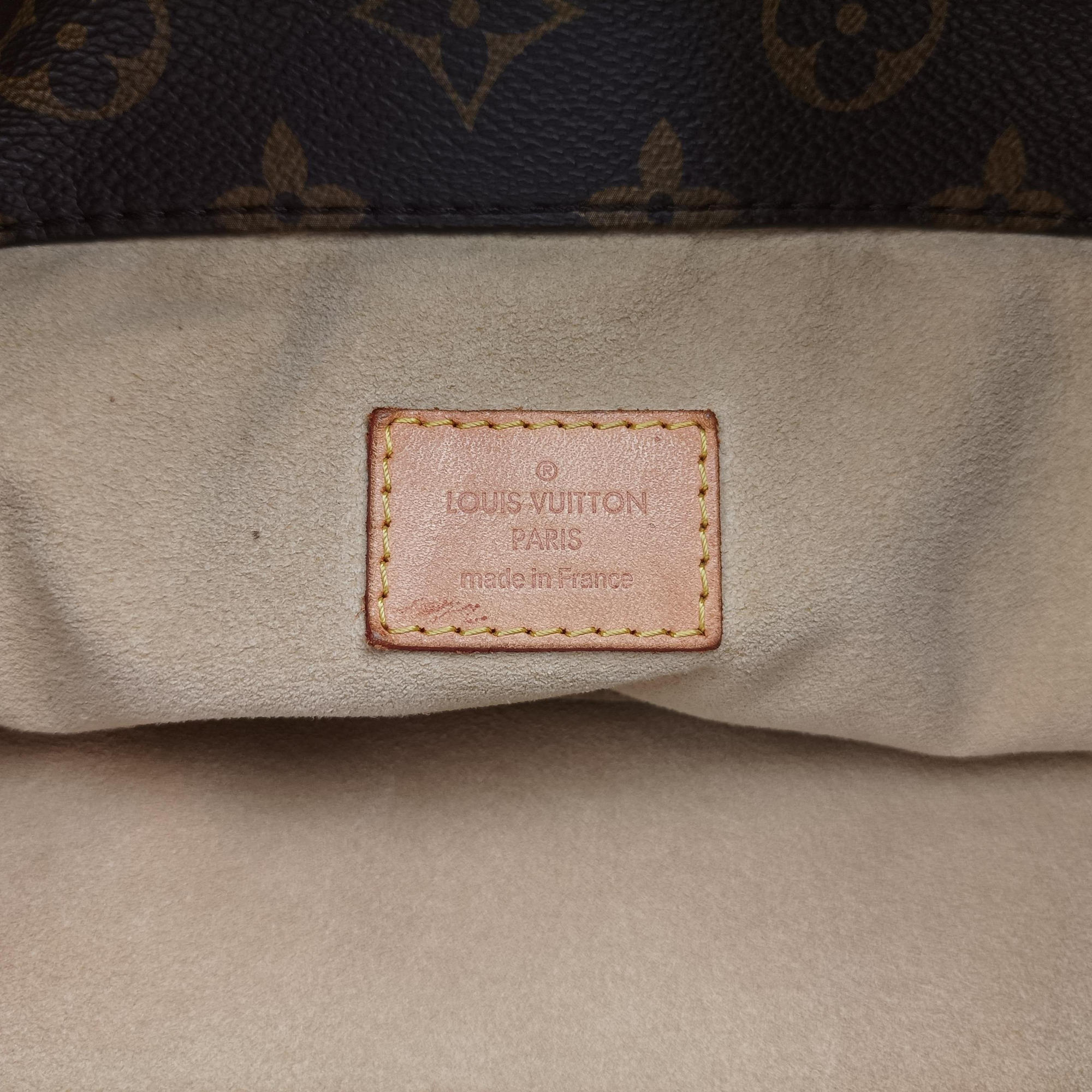 Pre-owned Louis Vuitton ARTSY GM Brown Monogram Canvas M40259 shoulderbag | stylenewstar