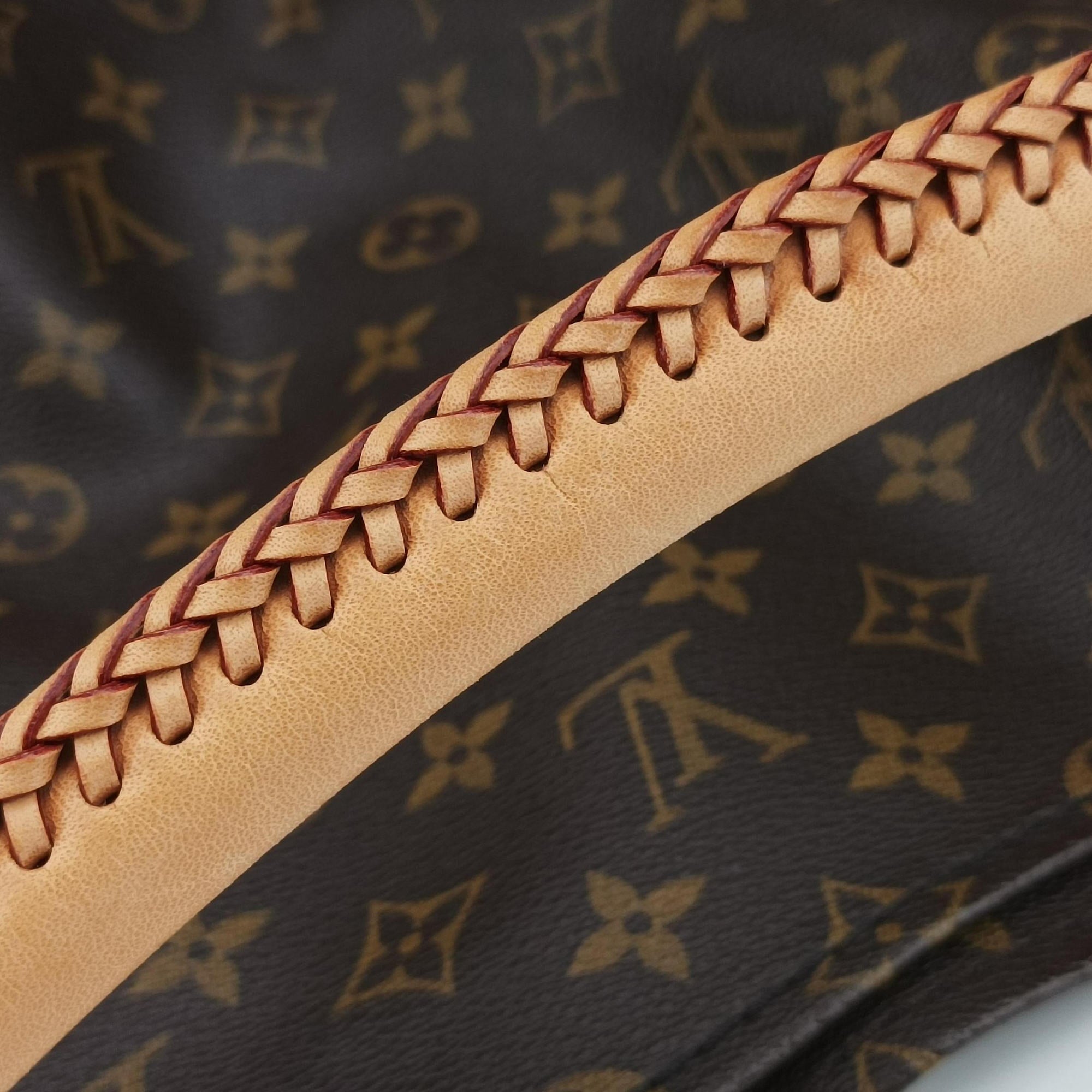 Pre-owned Louis Vuitton ARTSY GM Brown Monogram Canvas M40259 shoulderbag | stylenewstar