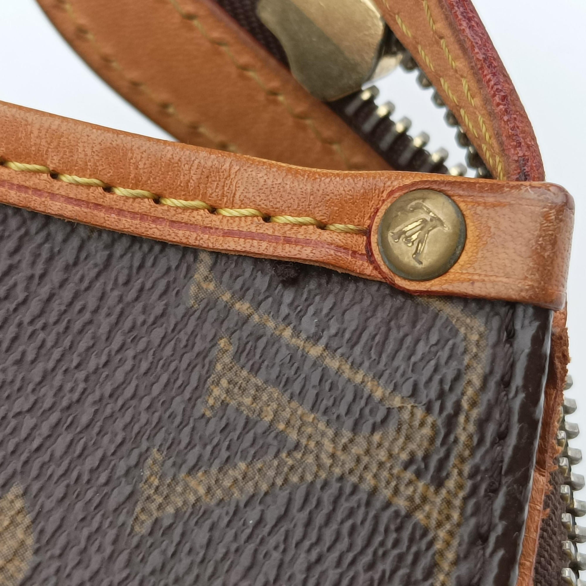 Pre-owned Louis Vuitton Popincourt Brown Monogram Canvas M40007 handbag | stylenewstar