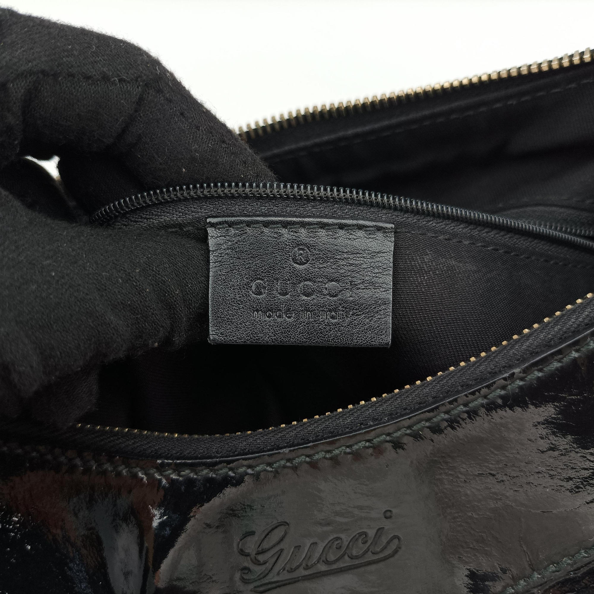 Pre-owned Gucci Abbey D-ring Hobo Black Patent 189833 handbag | stylenewstar