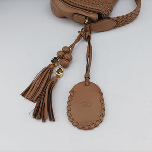Pre-owned Gucci Tassel Handmade Medium Flap Camel Leather 263954 shoulderbag | stylenewstar