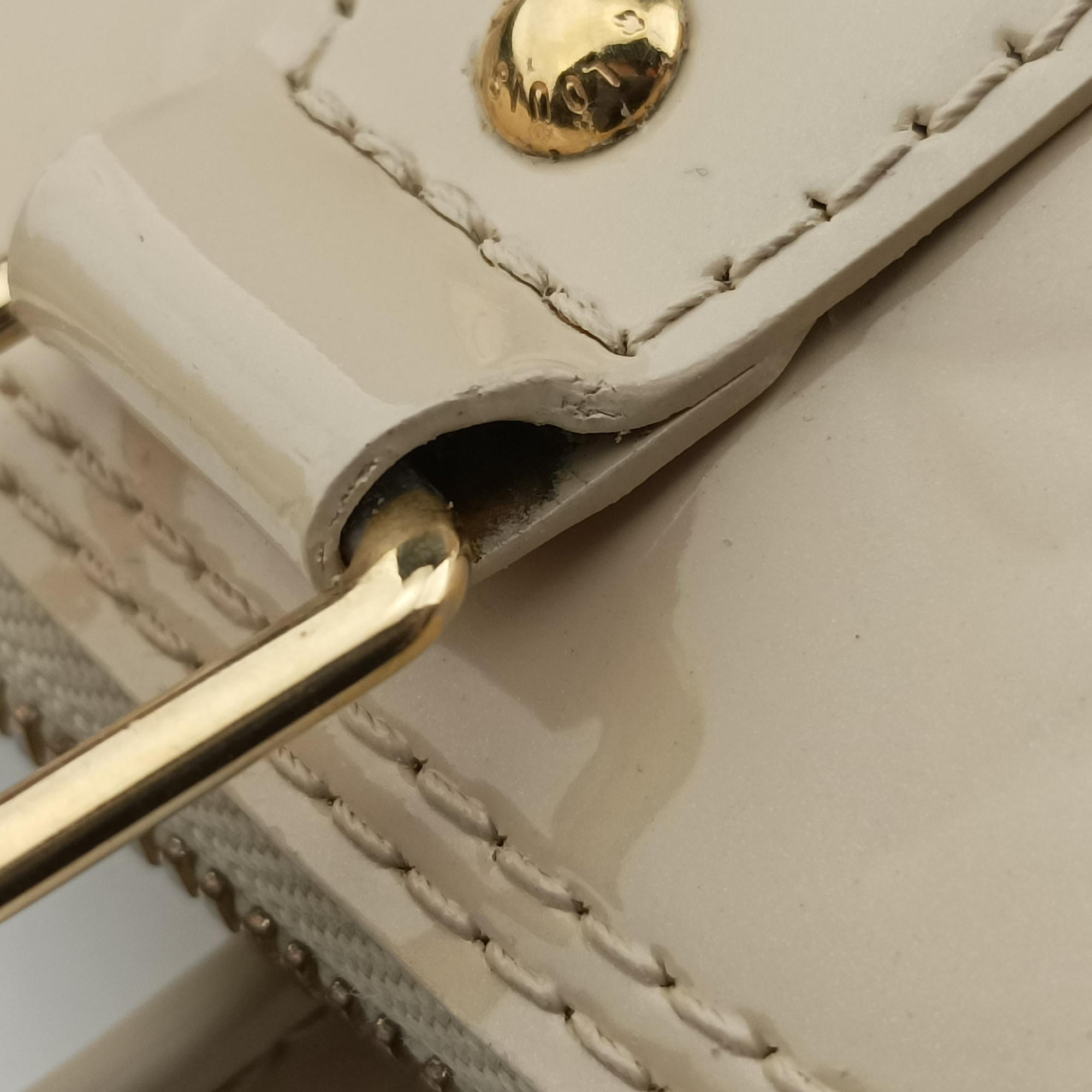Pre-owned Louis Vuitton Alma PM Dune Vernis M90101 handbag | stylenewstar