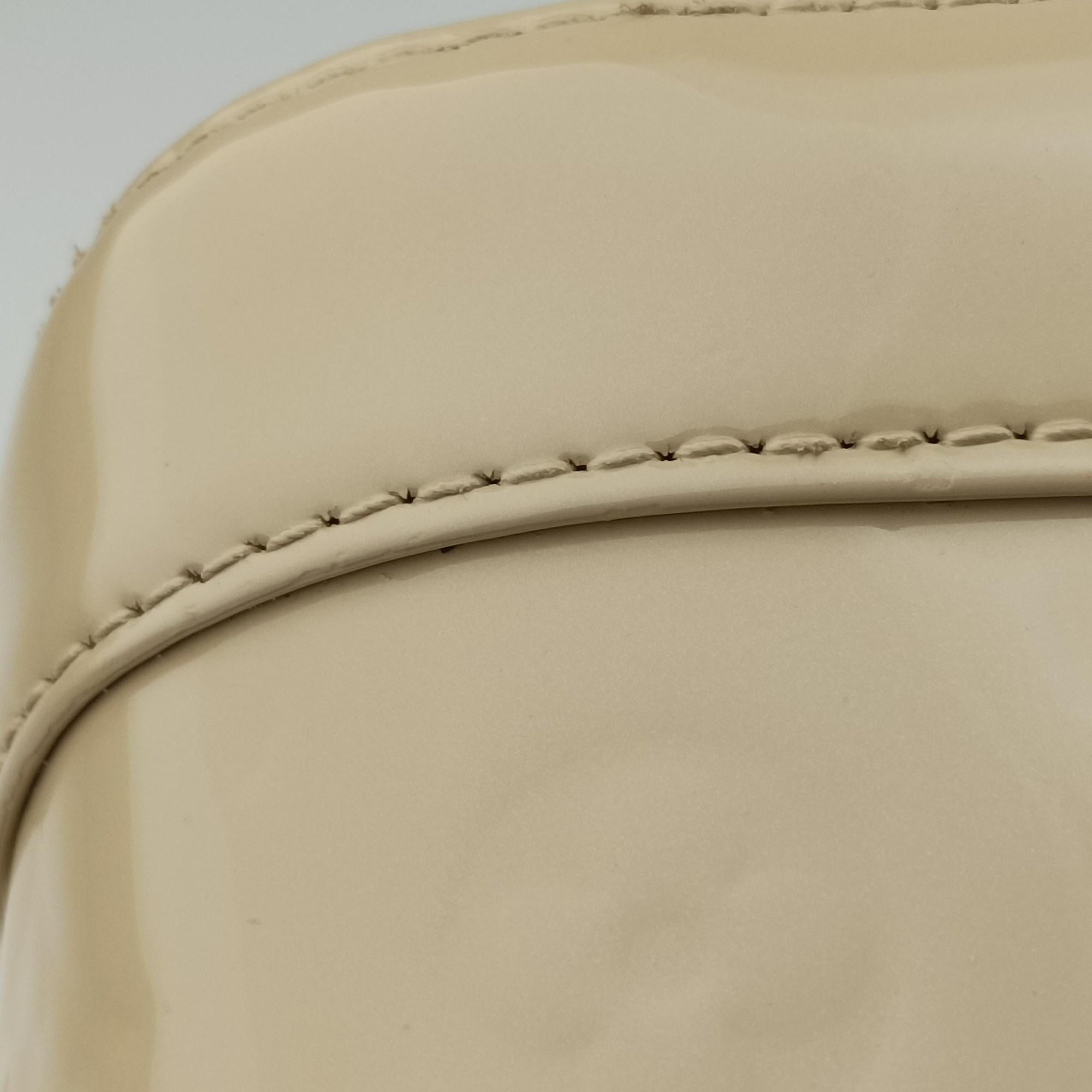Pre-owned Louis Vuitton Alma PM Dune Vernis M90101 handbag | stylenewstar
