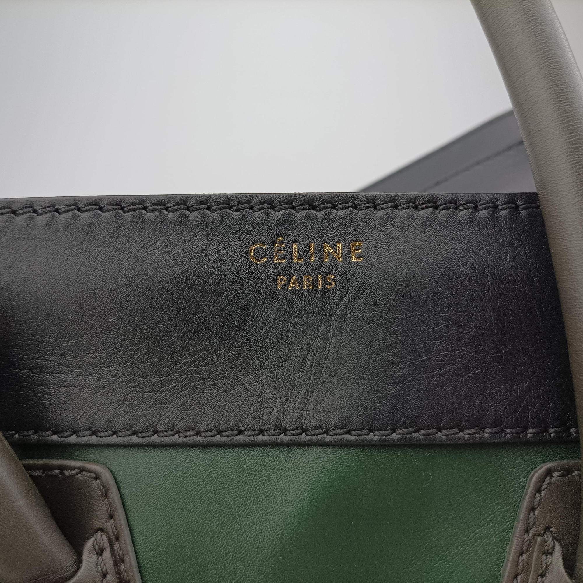 Pre-owned Celine Luggage Mini Shopper Green×black Leather  handbag | stylenewstar