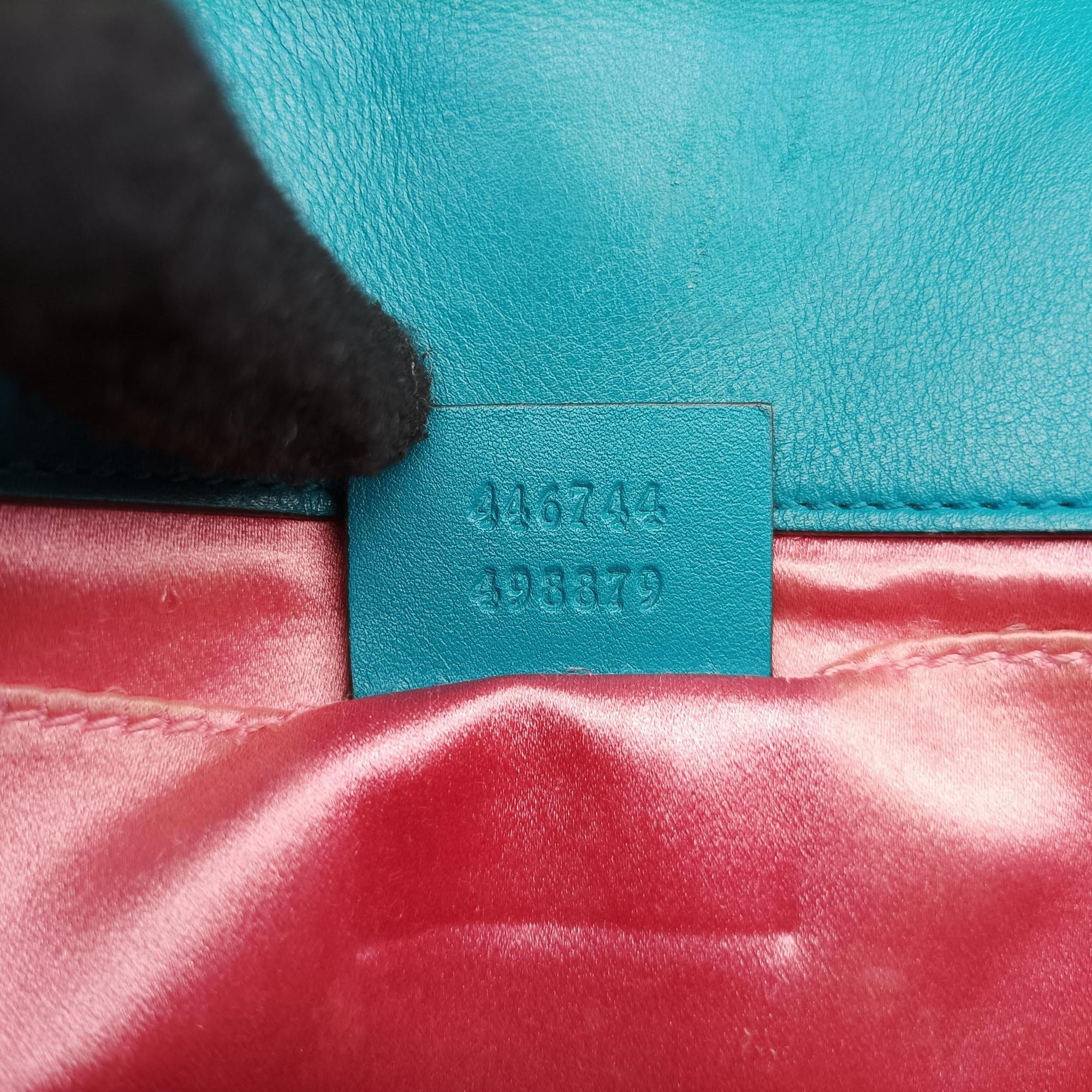 Pre-owned Gucci GG Marmont Blue velour 446744 shoulderbag | stylenewstar
