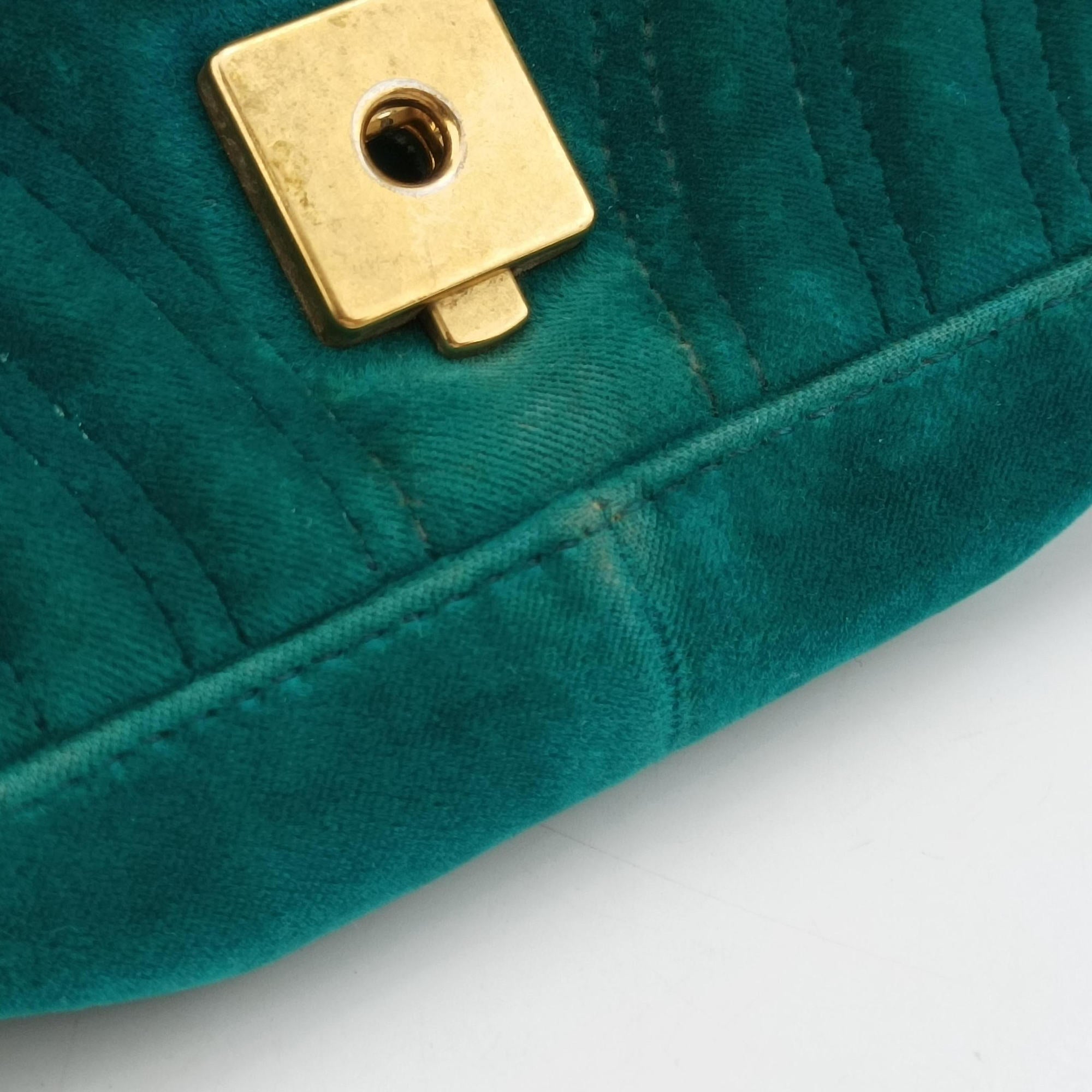 Pre-owned Gucci GG Marmont Blue velour 446744 shoulderbag | stylenewstar