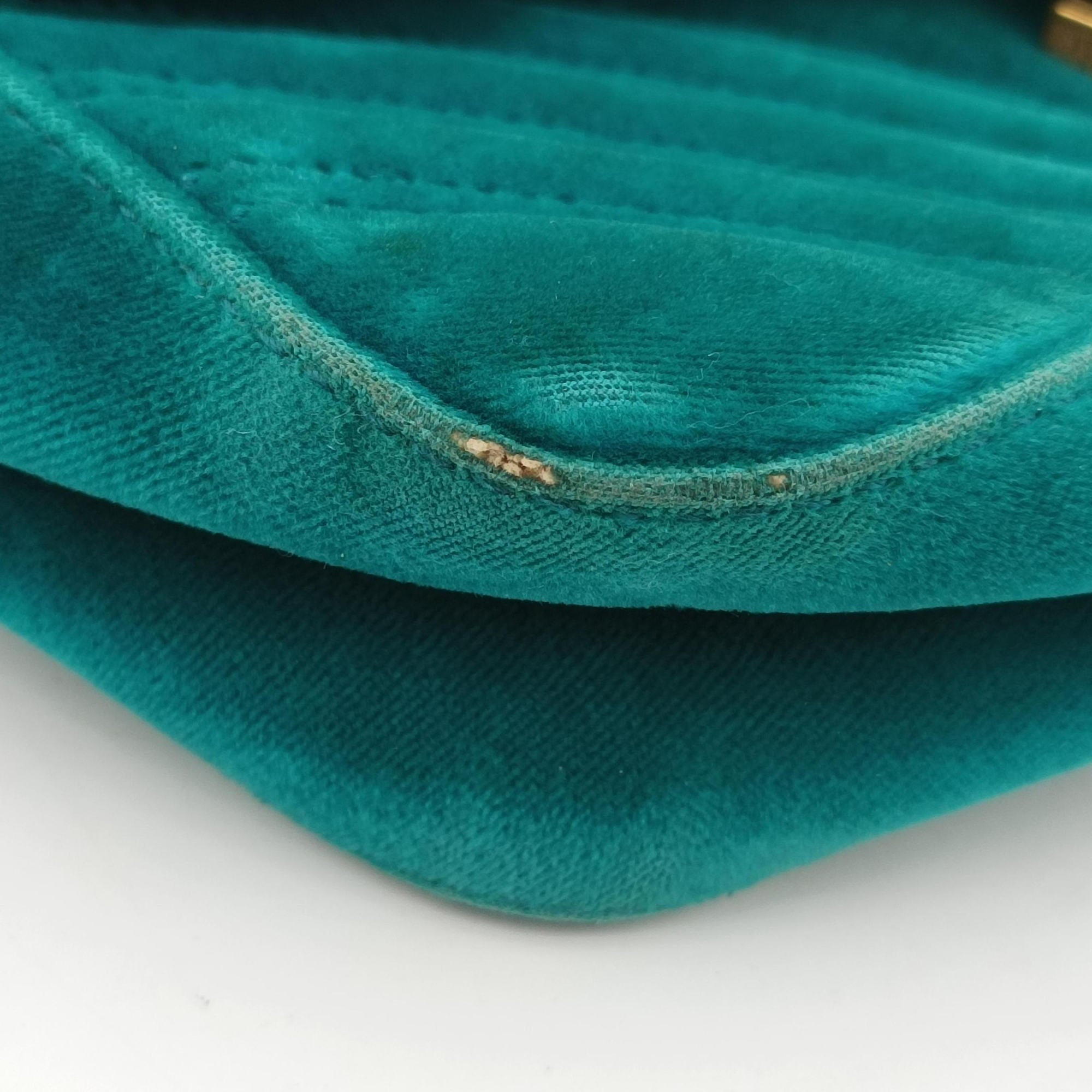 Pre-owned Gucci GG Marmont Blue velour 446744 shoulderbag | stylenewstar