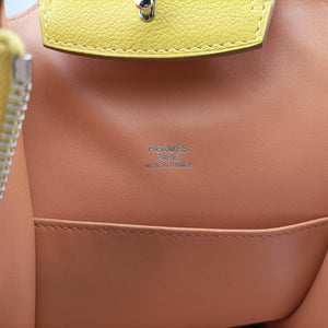 Pre-owned Hermes Sac A Dos GR24 Jaune Ambre Evercolor Calfskin  backpack/rucksack | stylenewstar