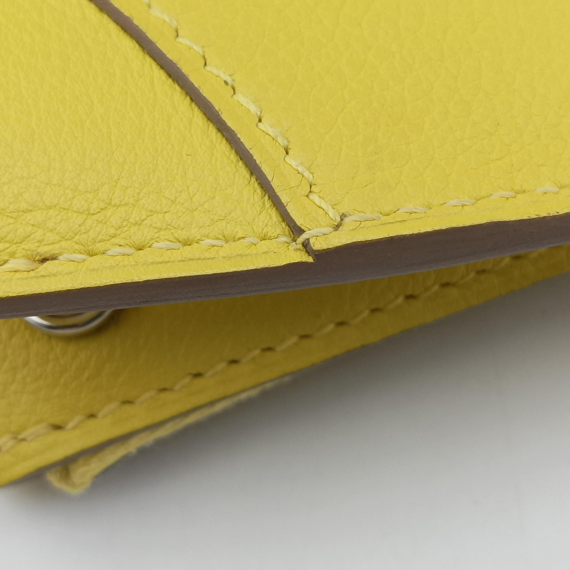 Pre-owned Hermes Sac A Dos GR24 Jaune Ambre Evercolor Calfskin  backpack/rucksack | stylenewstar