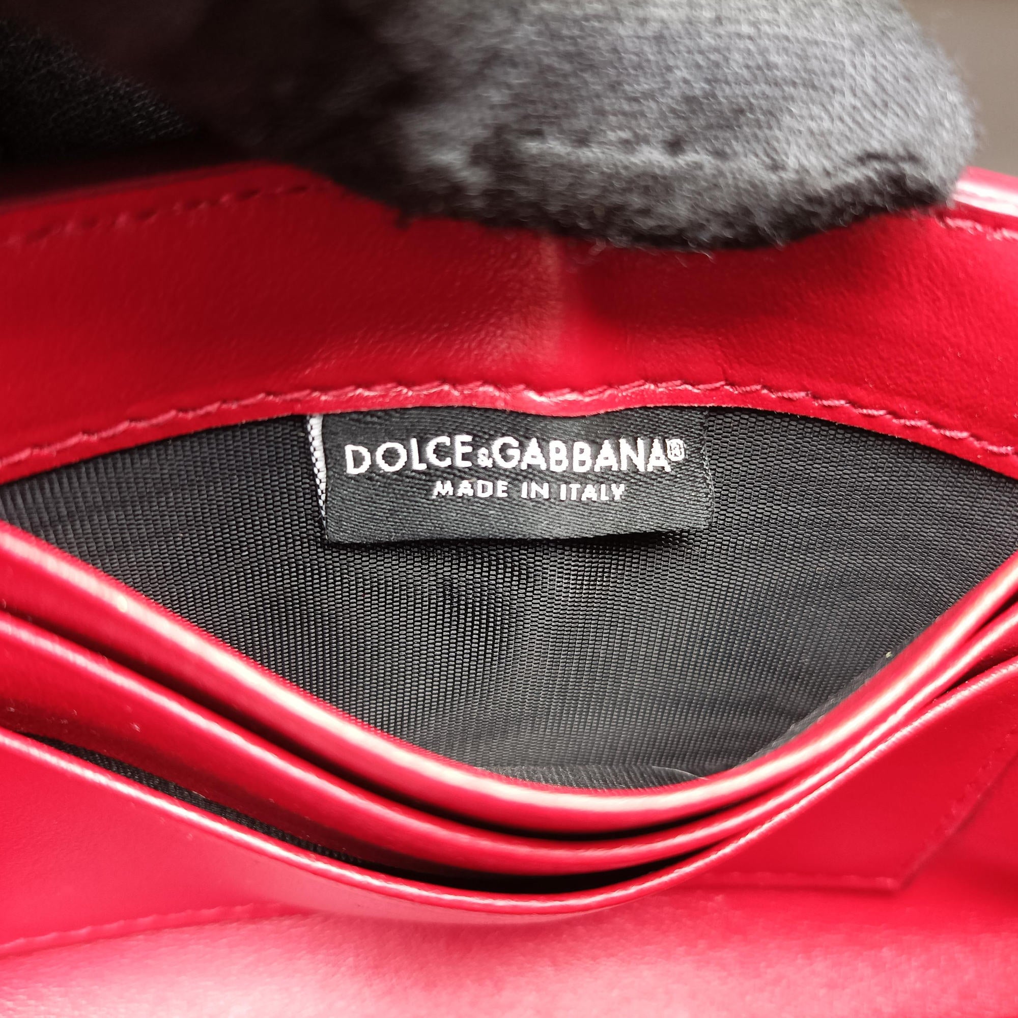 Pre-owned Dolce & Gabbana DEVOTION Red Leather  shoulderbag | stylenewstar