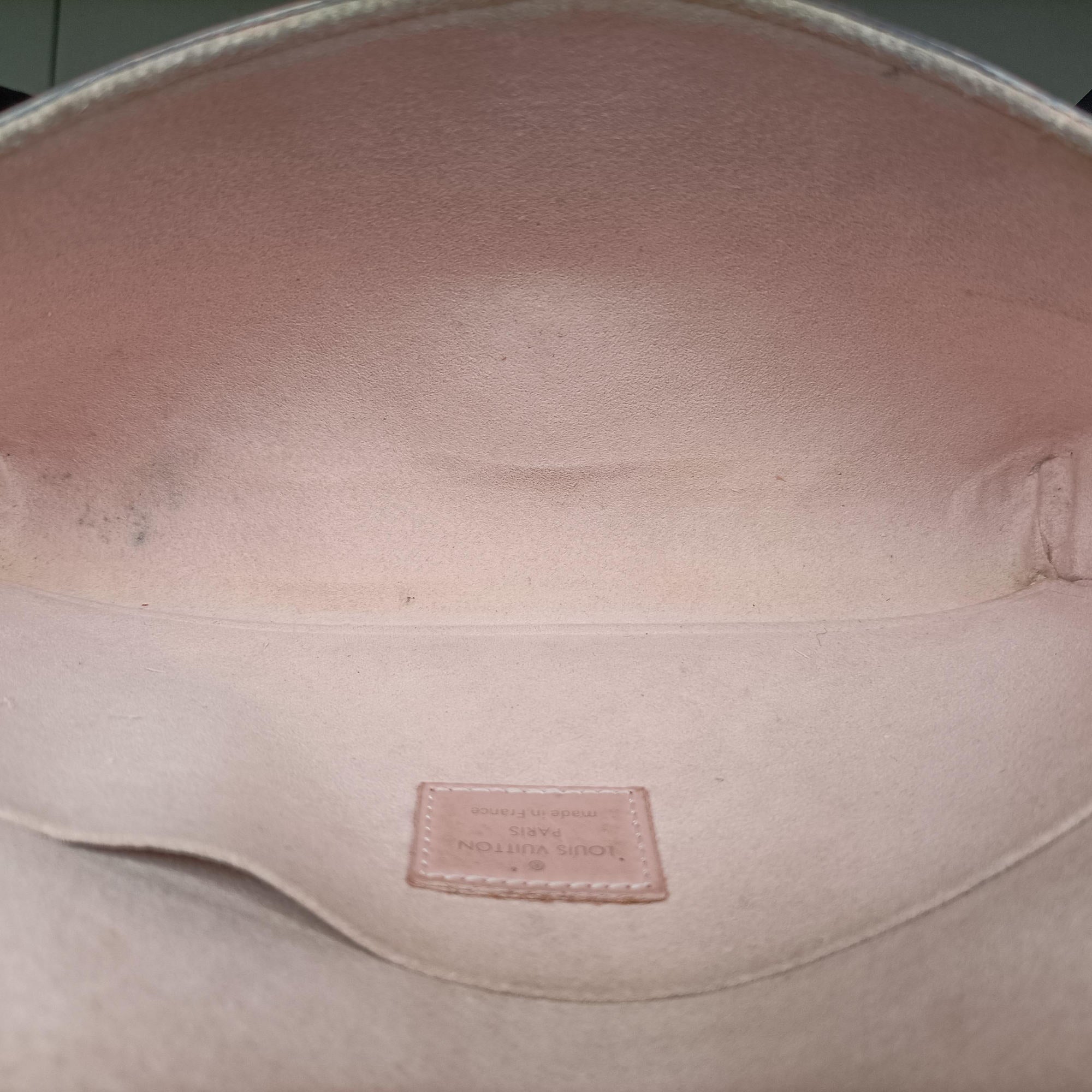Secondhand Louis Vuitton Pochette FéLICIE ROSE BALLERIN Epi M62467 shoulderbag | stylenewstar